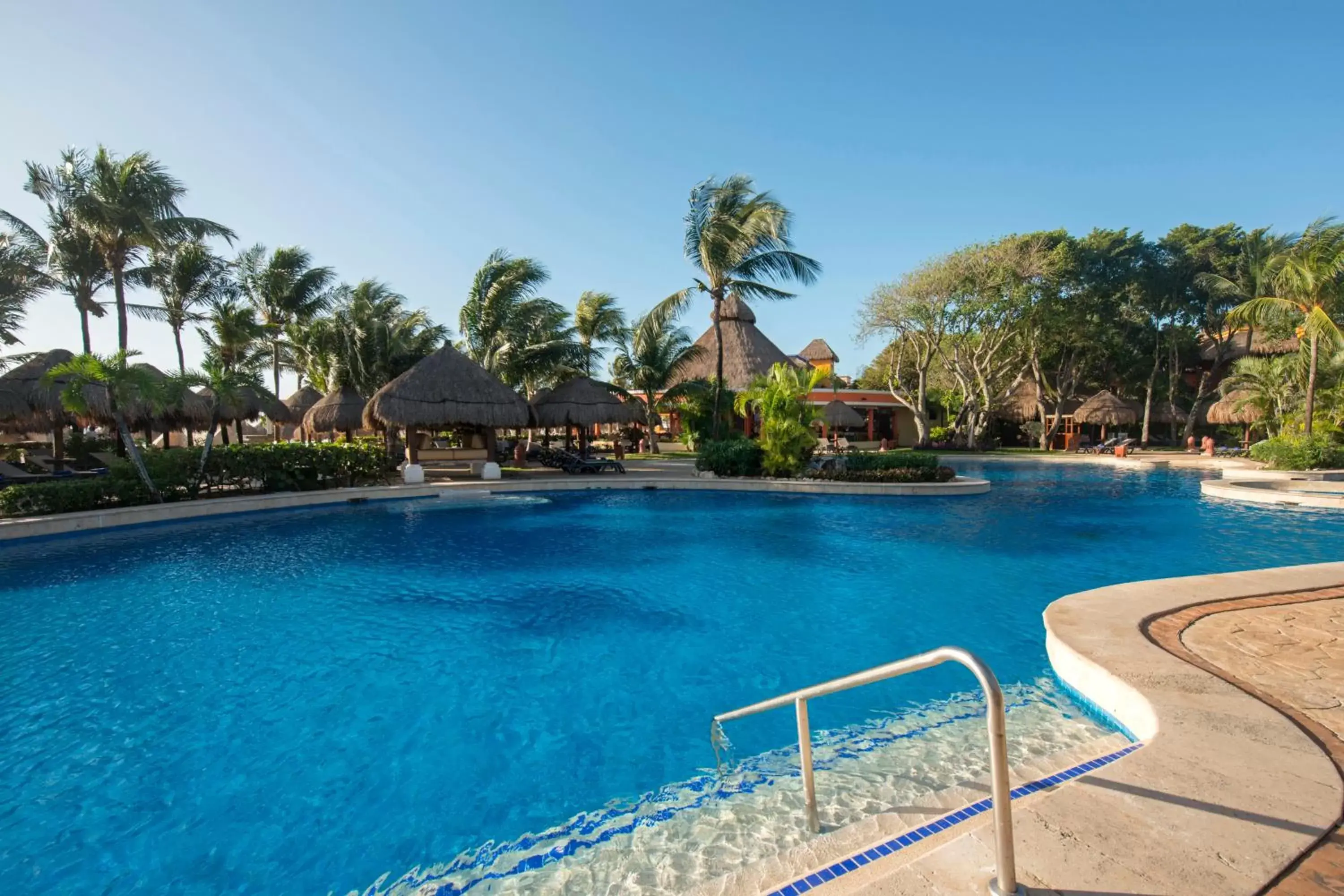 Swimming Pool in Iberostar Quetzal