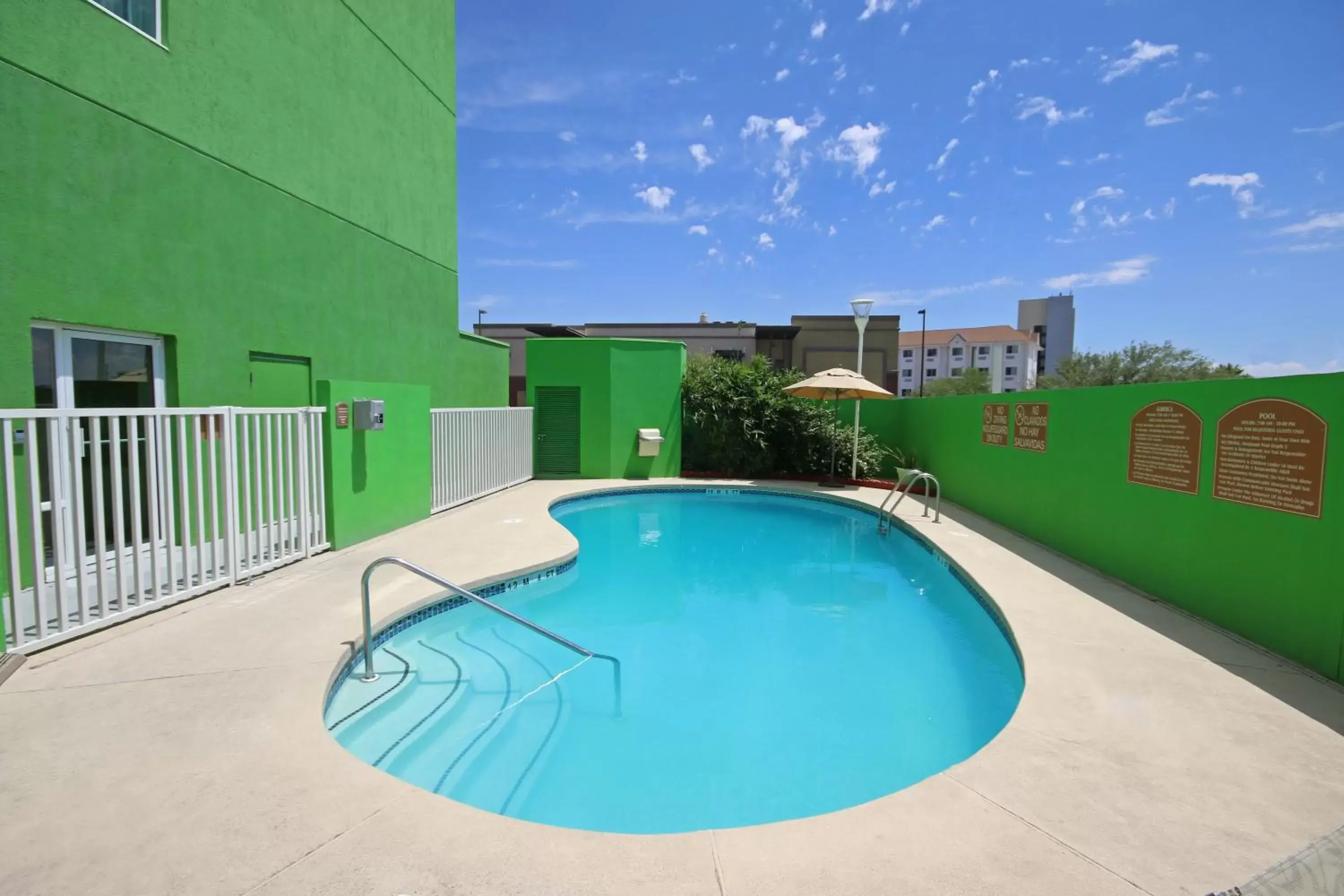 Swimming Pool in Holiday Inn Express Hotel & Suites CD. Juarez - Las Misiones, an IHG Hotel