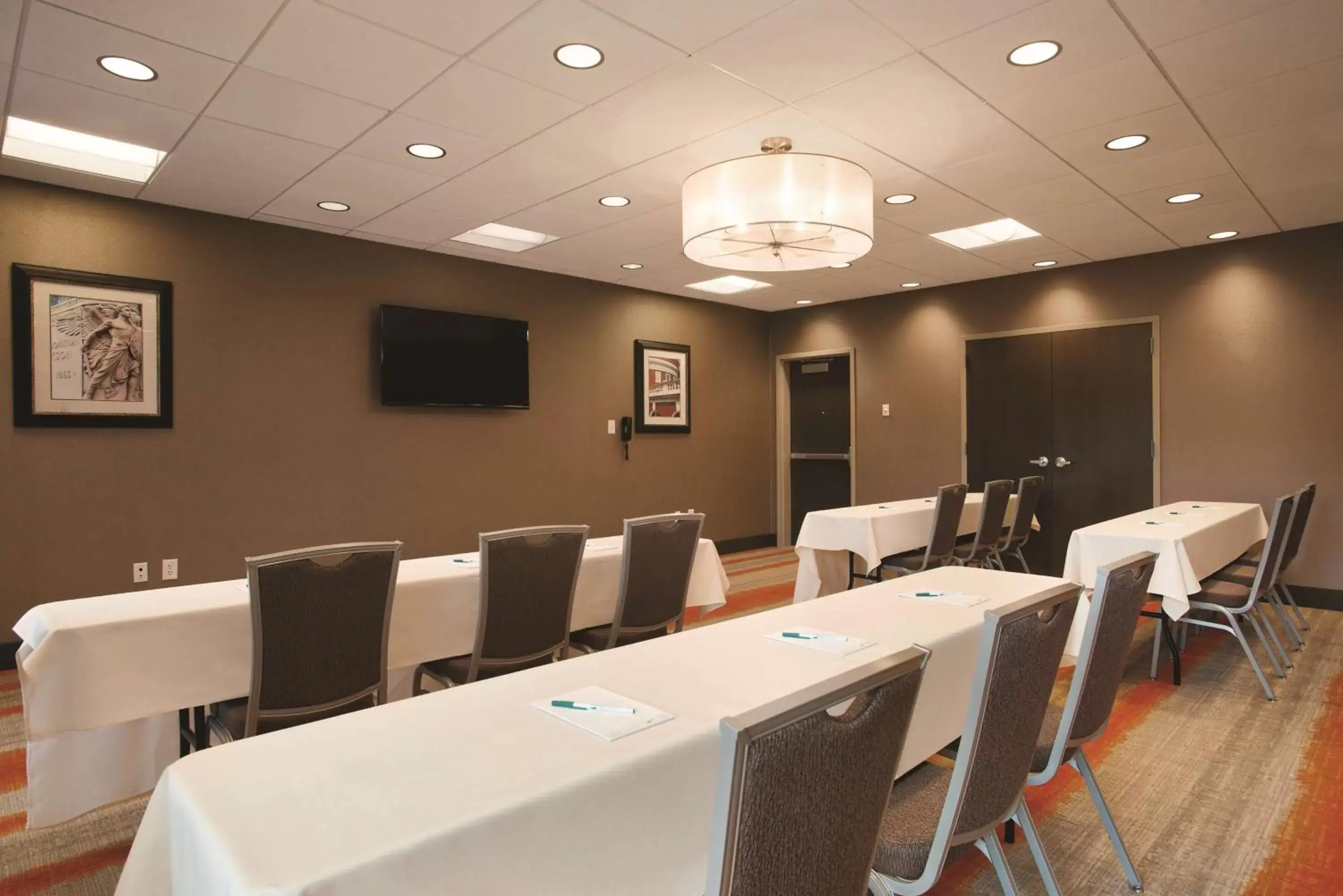 Meeting/conference room in Homewood Suites by Hilton - Charlottesville