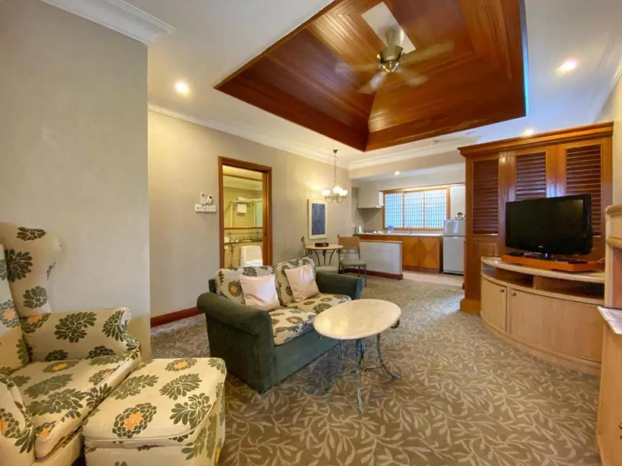 Living room, Seating Area in Tiara Labuan Hotel