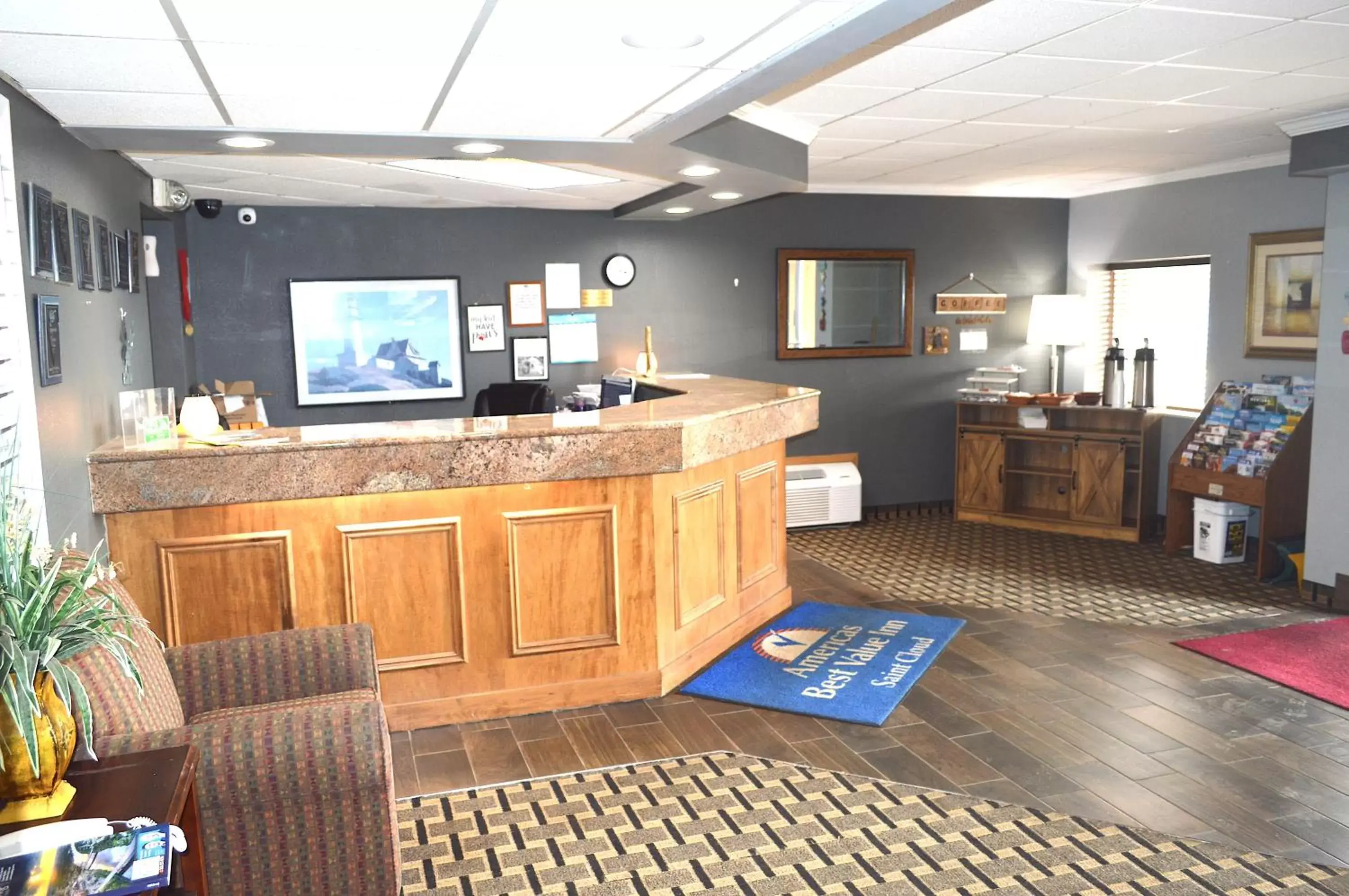 Lobby or reception, Lobby/Reception in Americas Best Value Inn and Suites St. Cloud