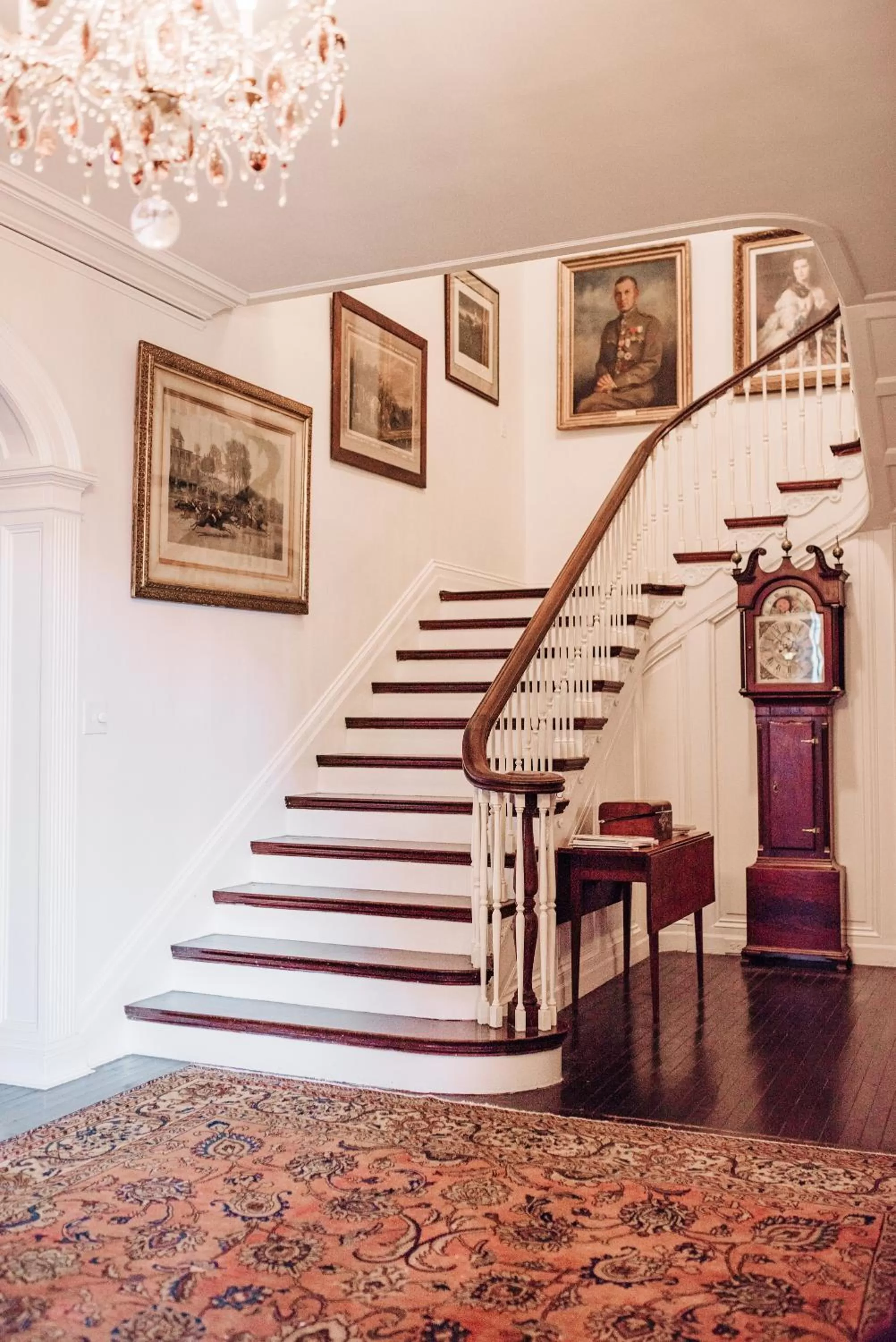 Decorative detail in Benn Conger Inn