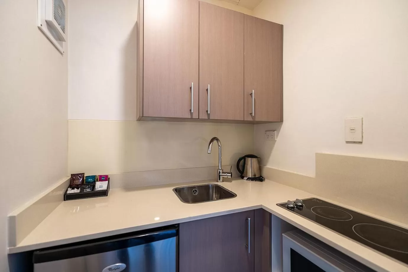 Kitchen or kitchenette in Mercure Wellington Central City Hotel and Apartments