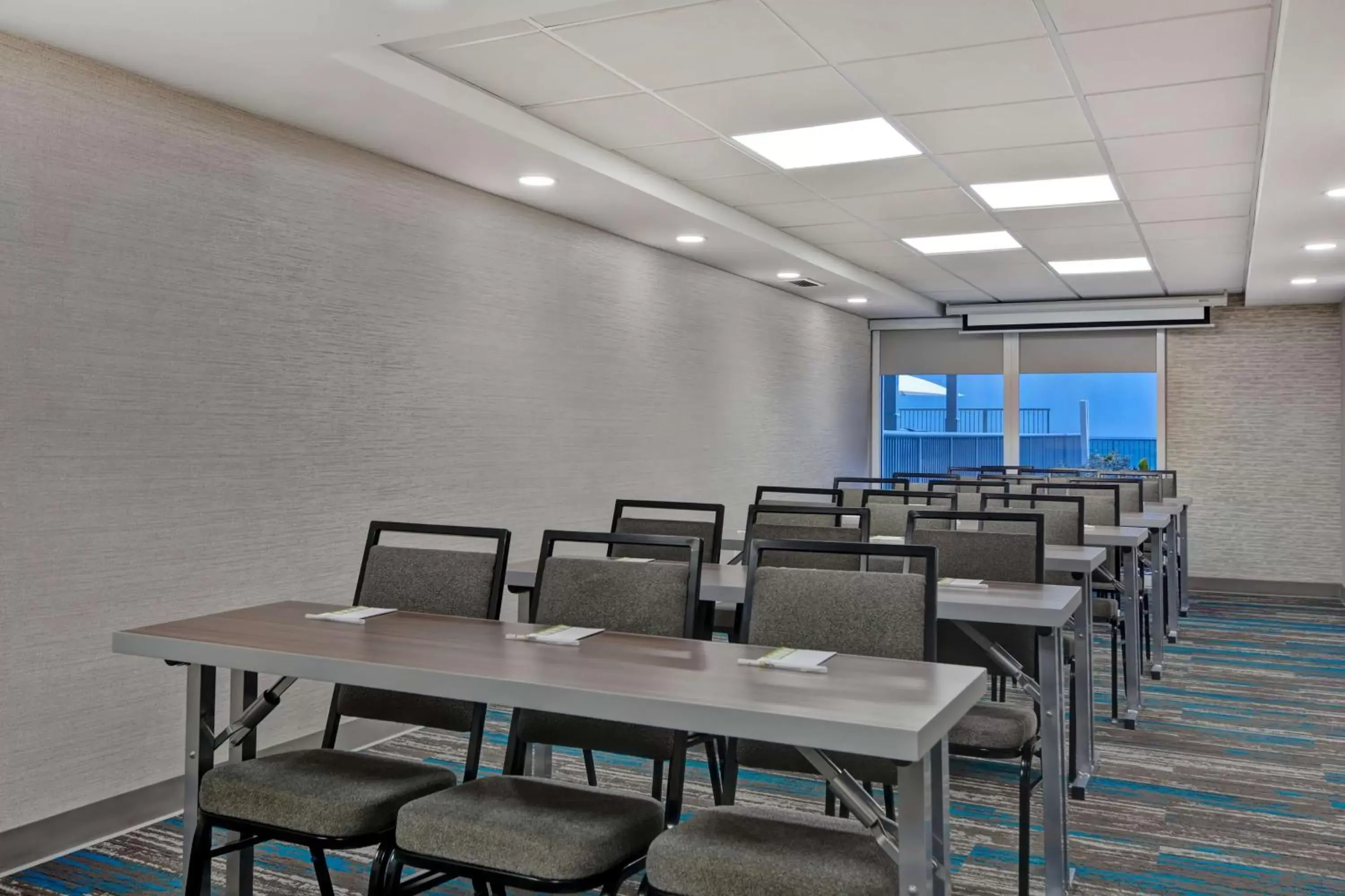 Meeting/conference room in Home2 Suites Ormond Beach Oceanfront, FL