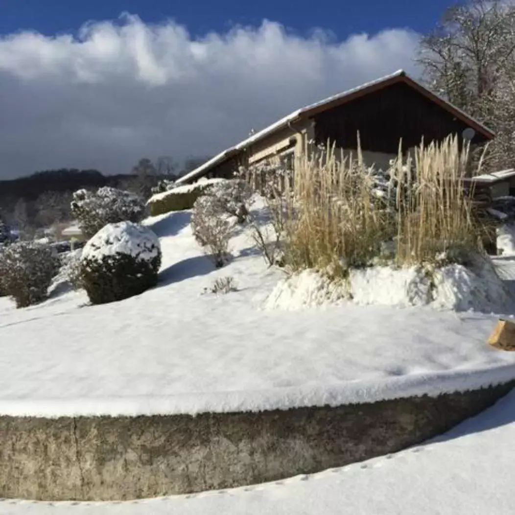 Property building, Winter in Le Mas Dauphinois