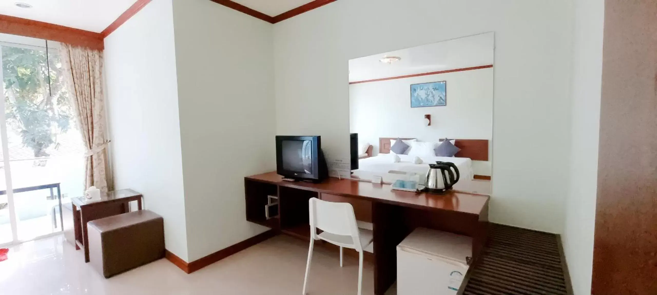 Area and facilities, TV/Entertainment Center in Mam Kaibae Hotel