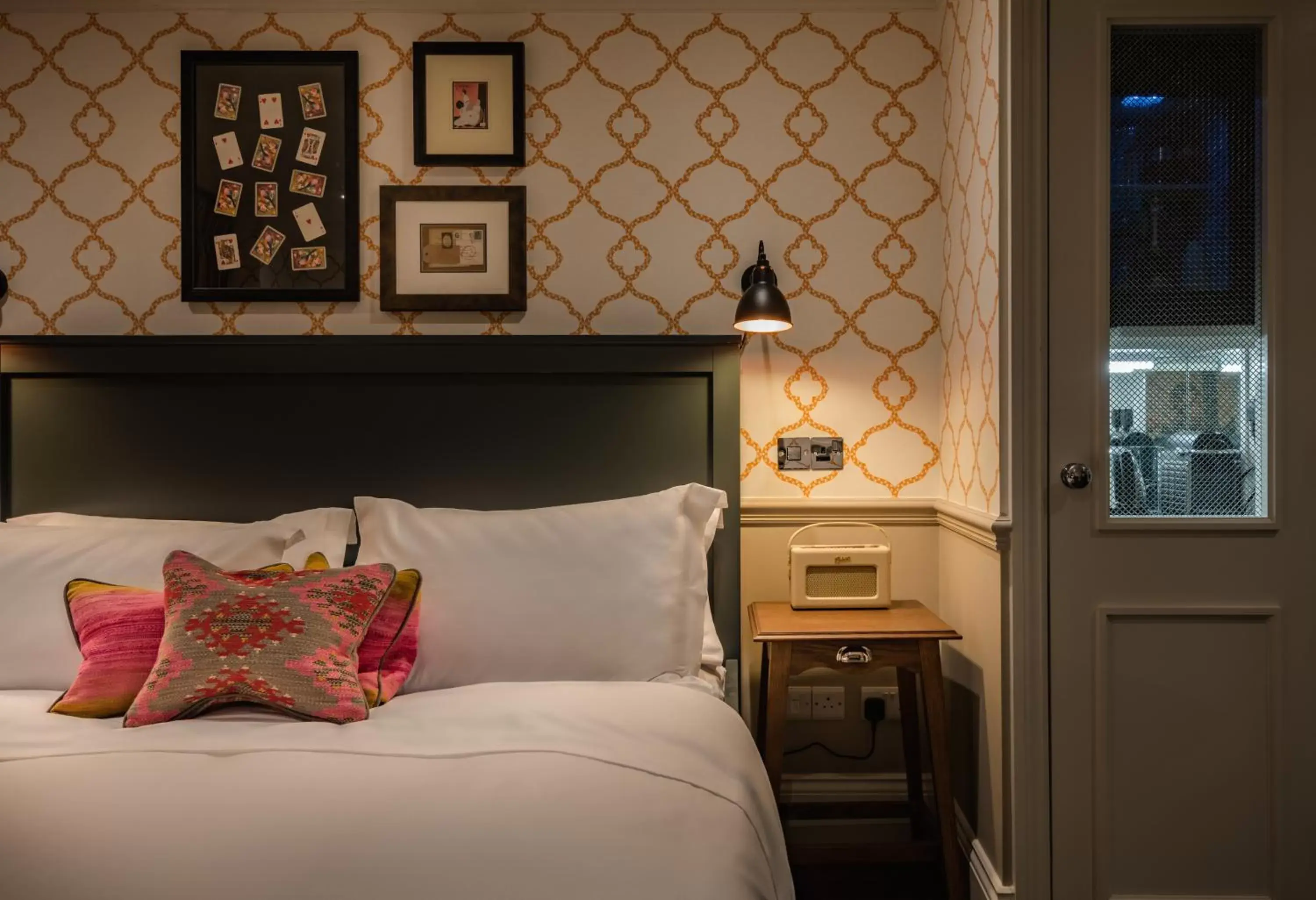 Bedroom, Bed in King Street Townhouse