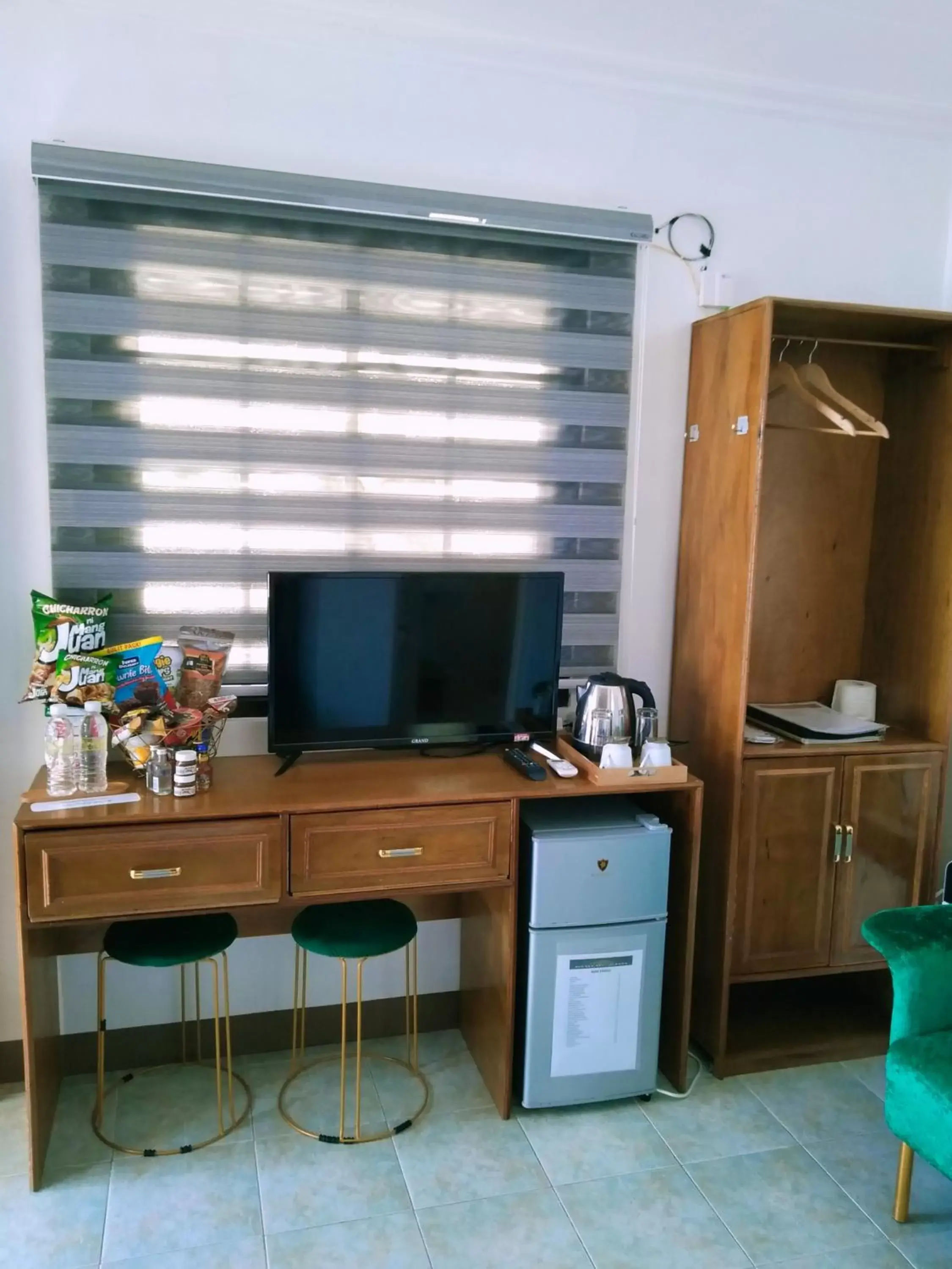 Deluxe Double Room with Shower in The Philip Ann Resort Deluxe Double Room with Shower in The Philip Ann Resort