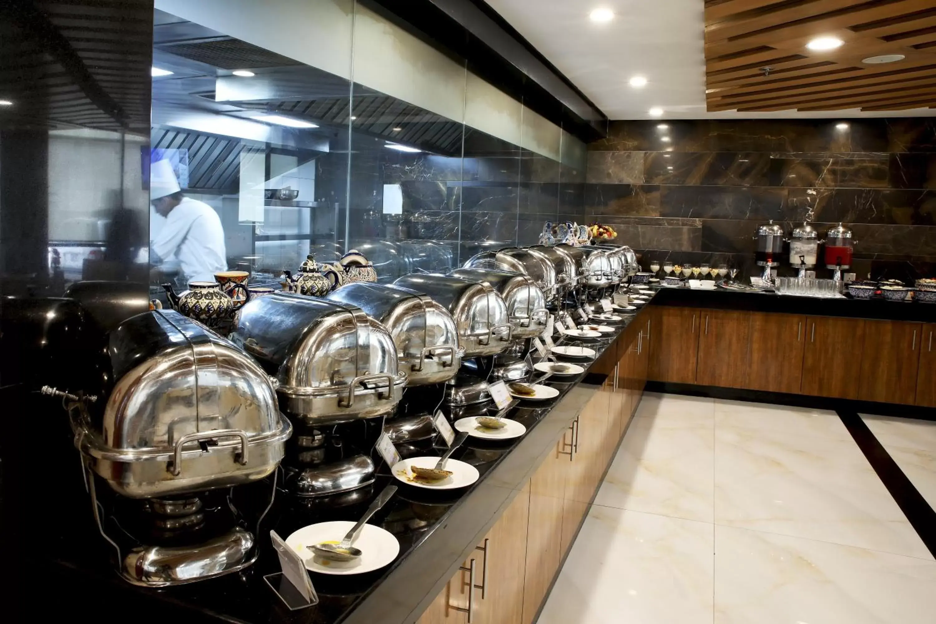 Restaurant/places to eat in Avari Xpress Multan Restaurant/places to eat in Avari Xpress Multan