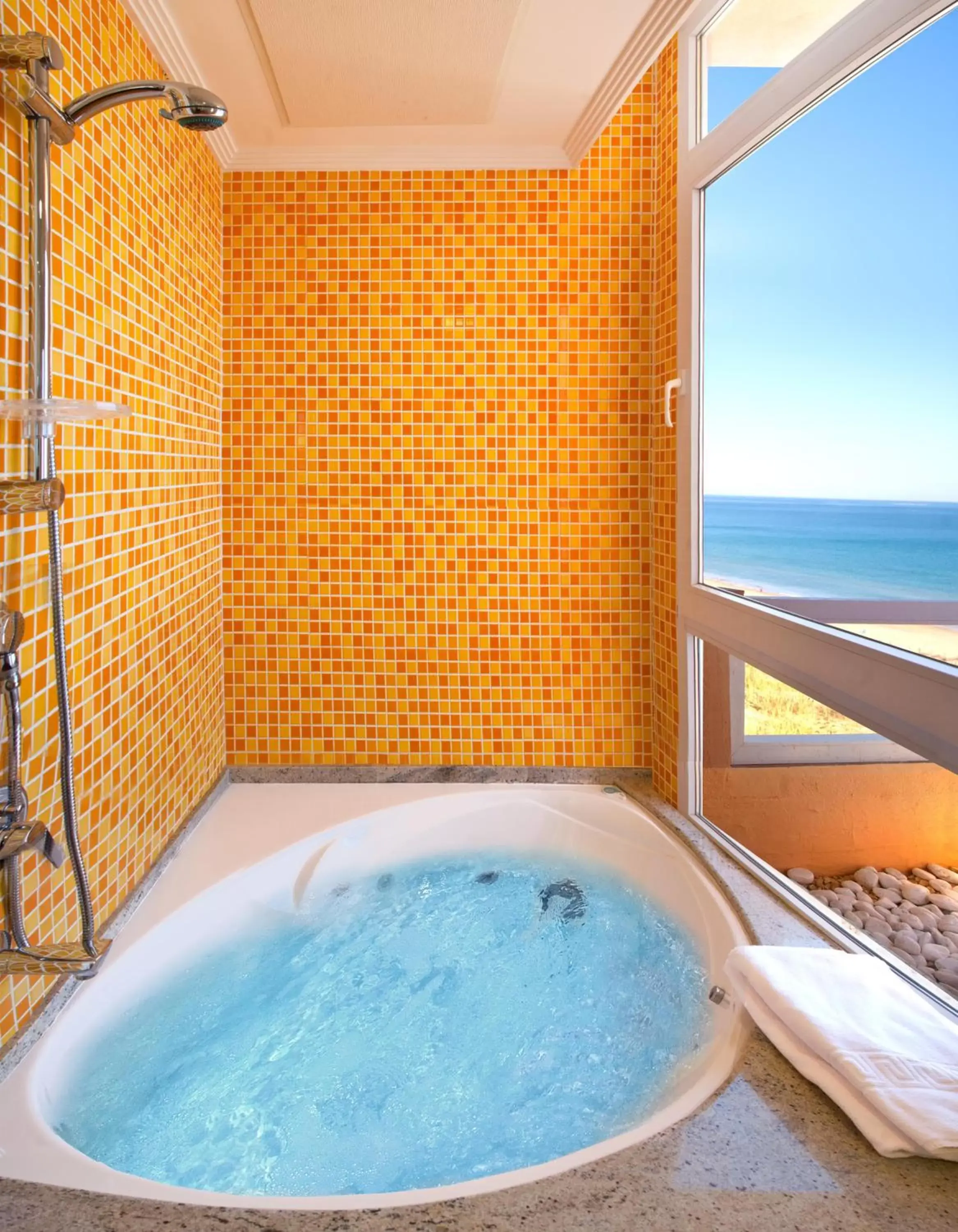 Bathroom, Swimming Pool in Hotel Playas de Guardamar