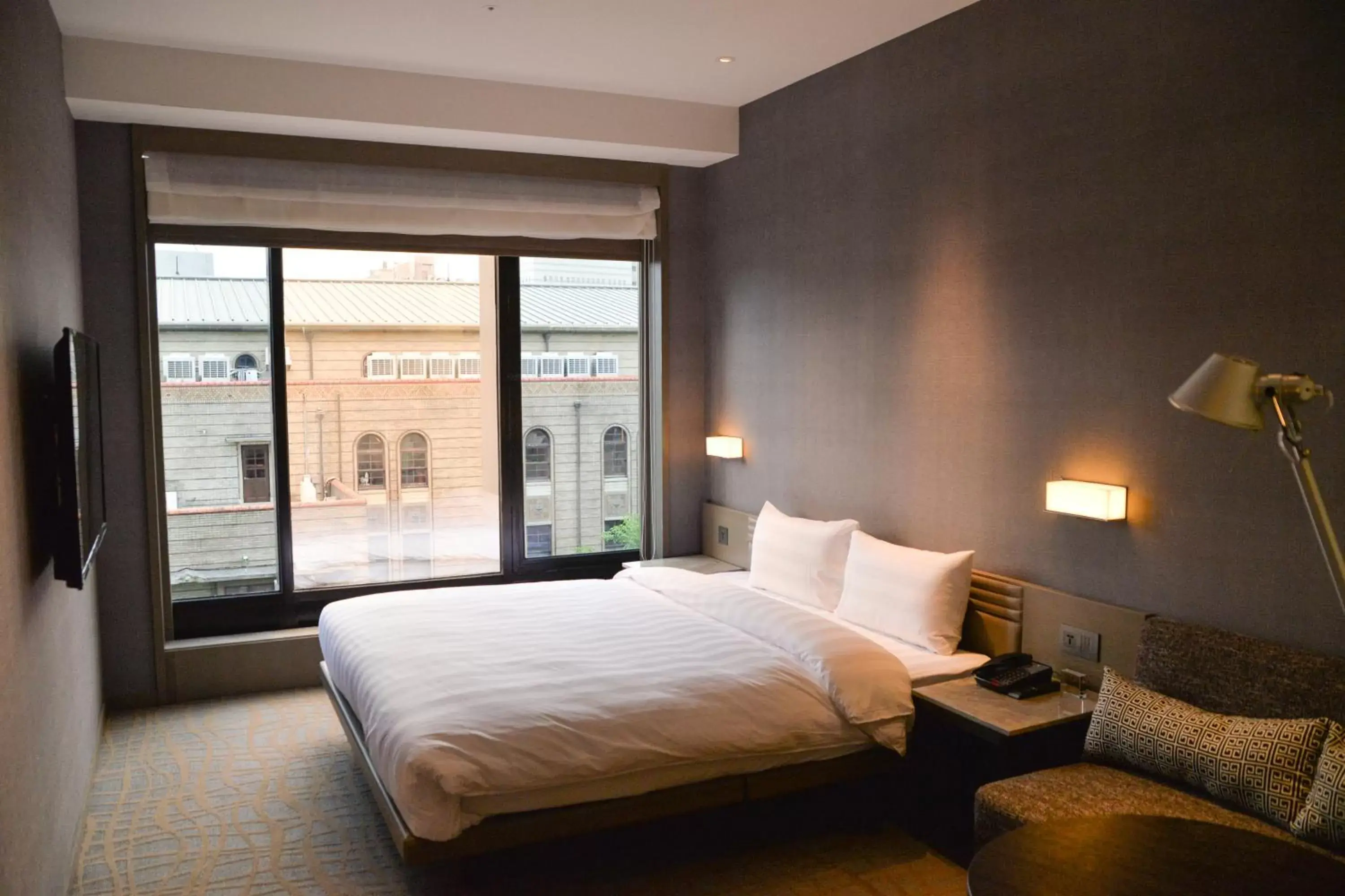 Deluxe Double Room in Hotel Midtown Richardson Deluxe Double Room in Hotel Midtown Richardson