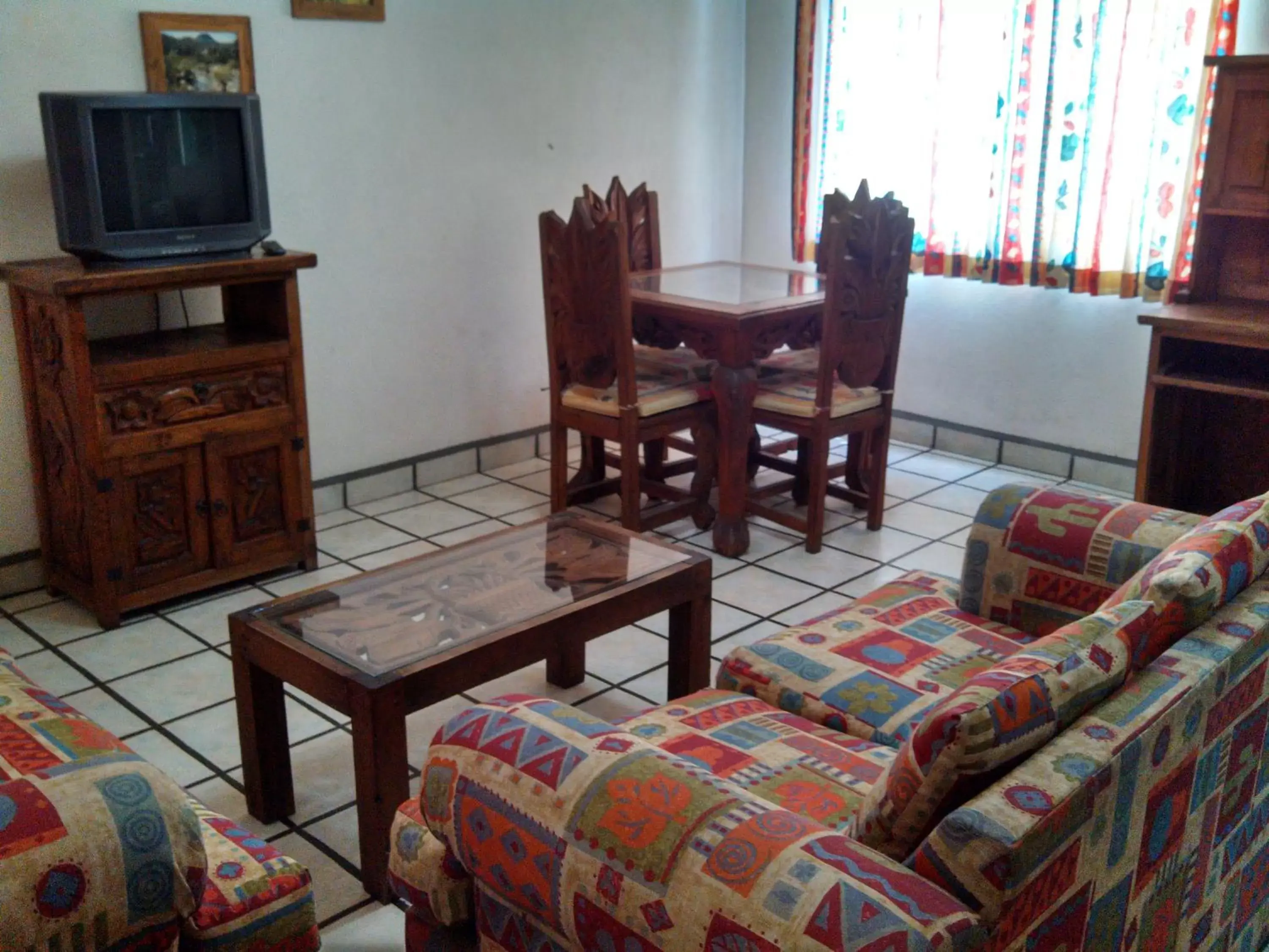 Seating Area in Hotel Lorimar