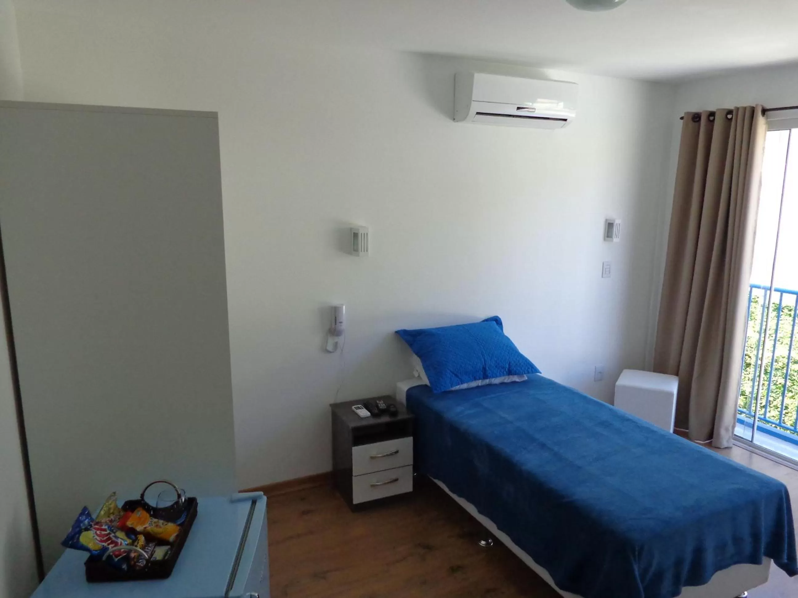 Bed in The Hyperion Boutique Hotel