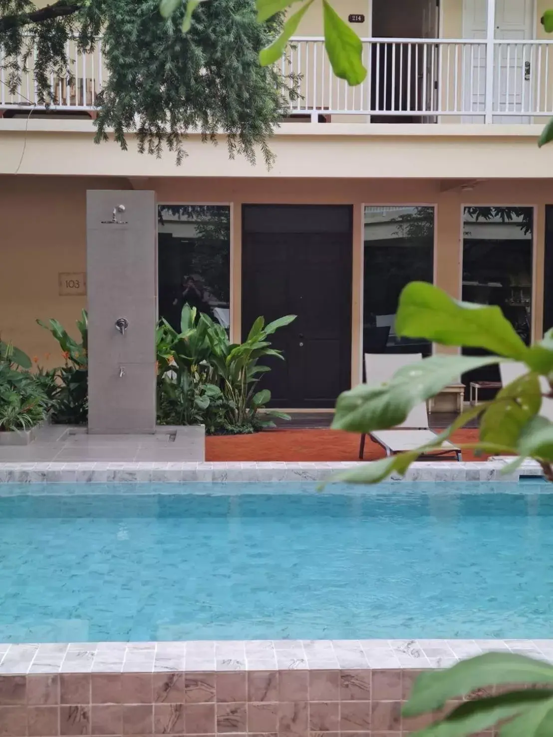 Property building, Swimming Pool in Feung Nakorn Balcony Rooms and Cafe