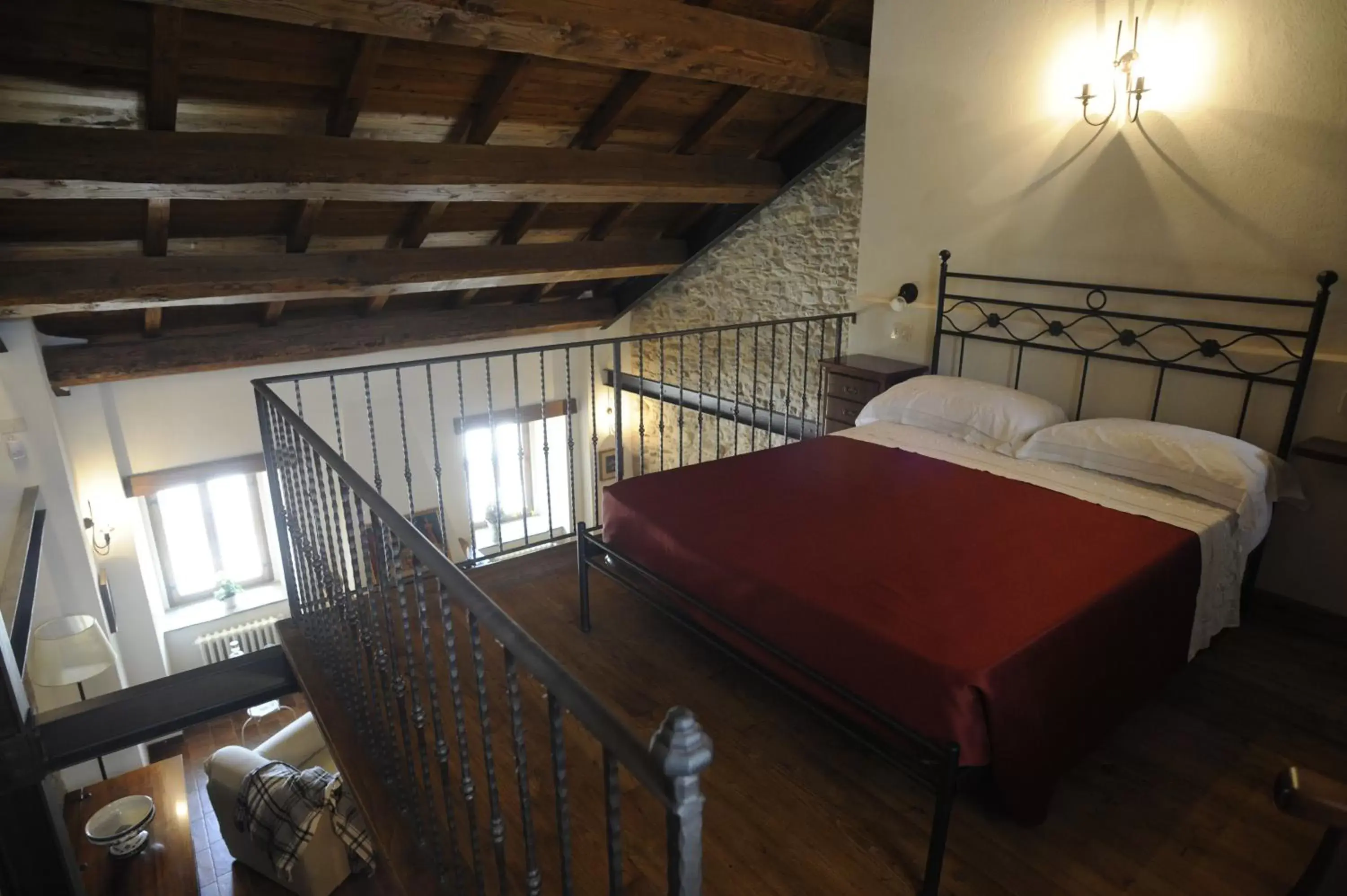 Bed in Borgotufi Albergo Diffuso