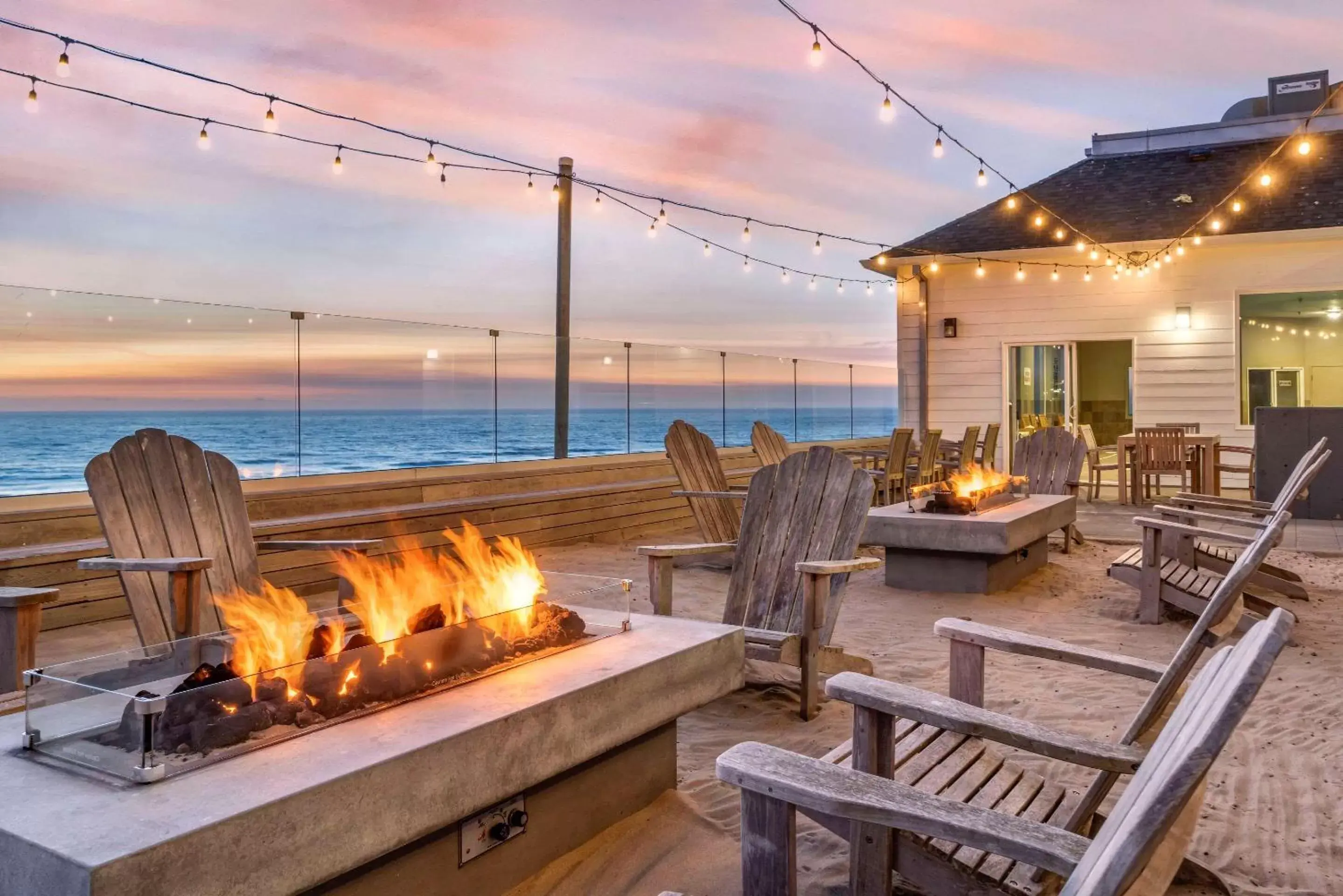 Photo of the whole room in Elizabeth Oceanfront Suites, Ascend Hotel Collection