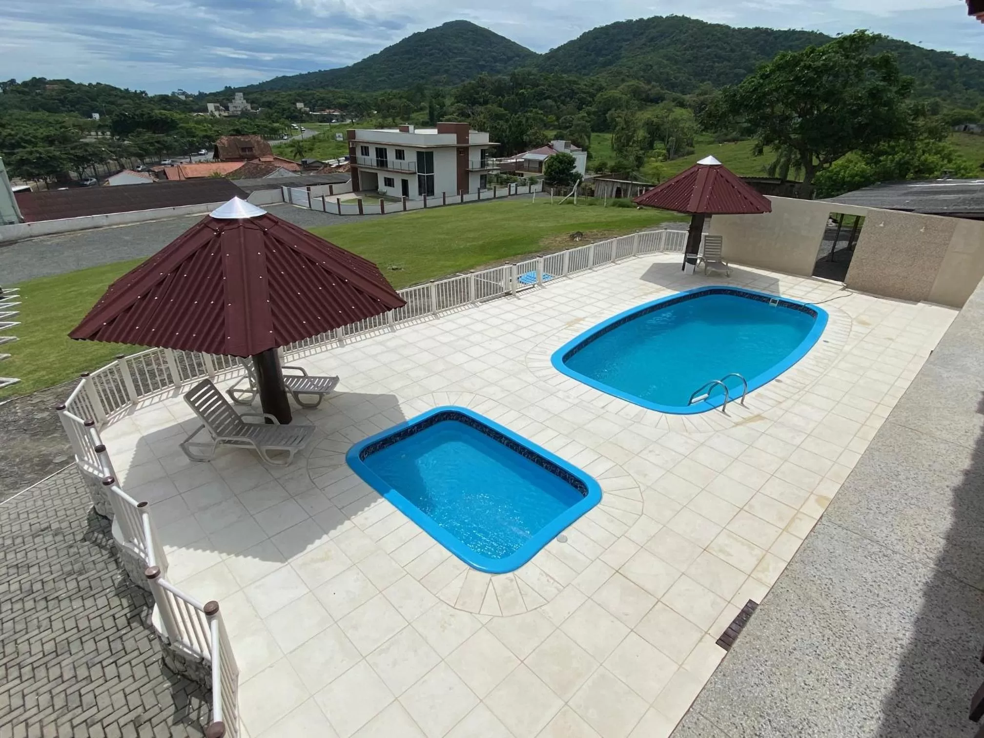 Property building in Hotel Panorâmico