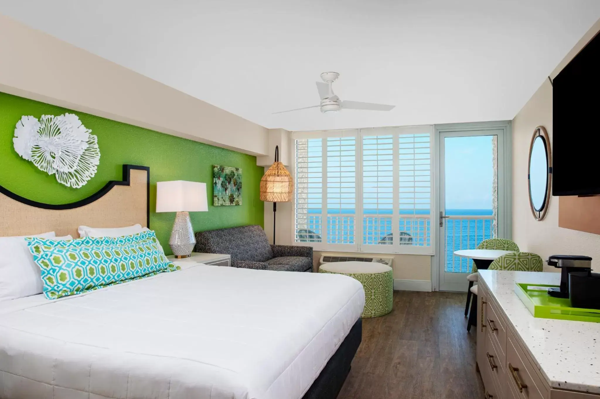 Bedroom in Bellwether Beach Resort
