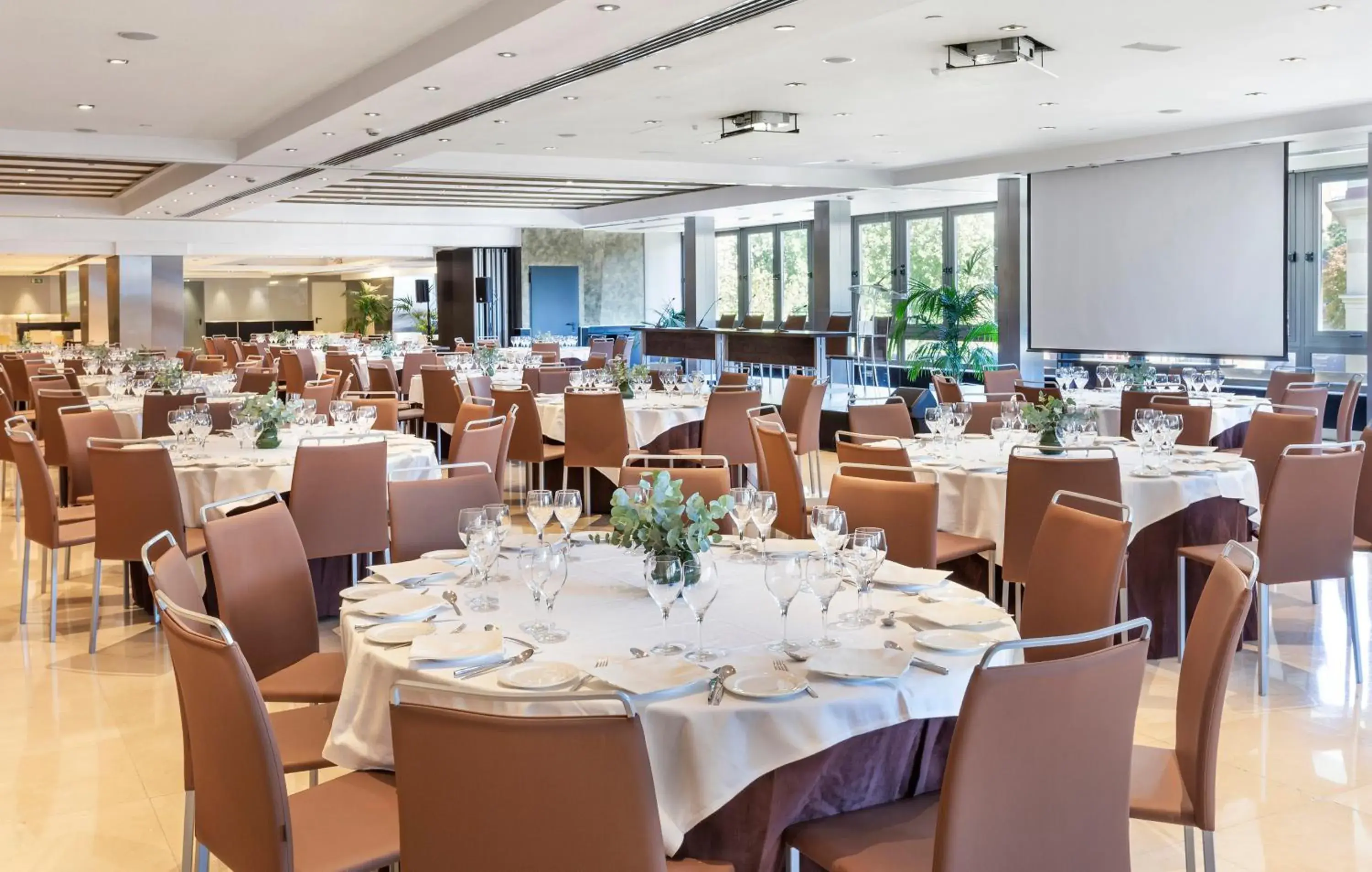 Banquet/Function facilities, Restaurant/Places to Eat in Melia Madrid Princesa