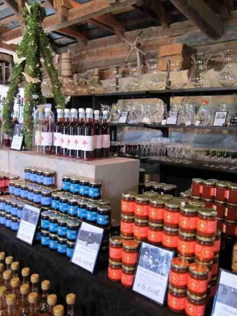 Food and drinks in Tertin Kartano