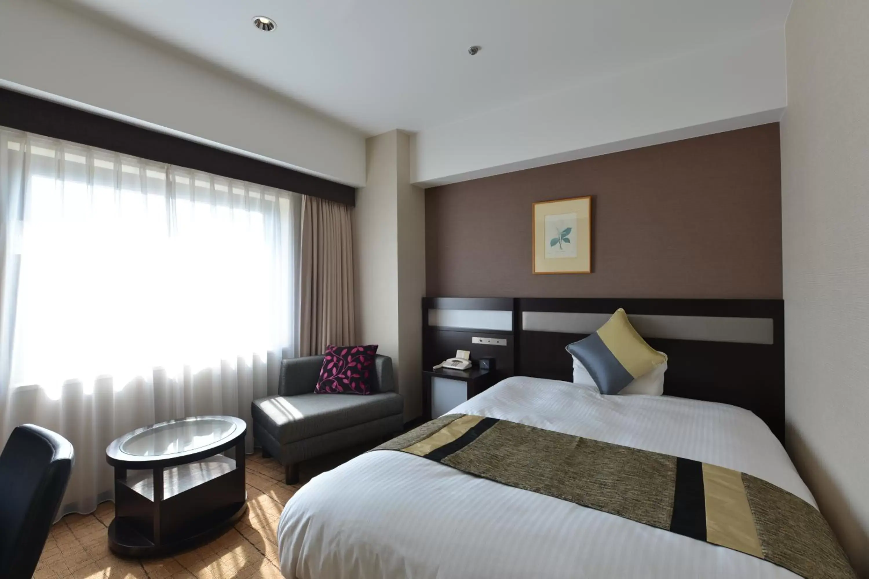 Superior Small Double Room - Non-Smoking in Hotel Granvia Hiroshima