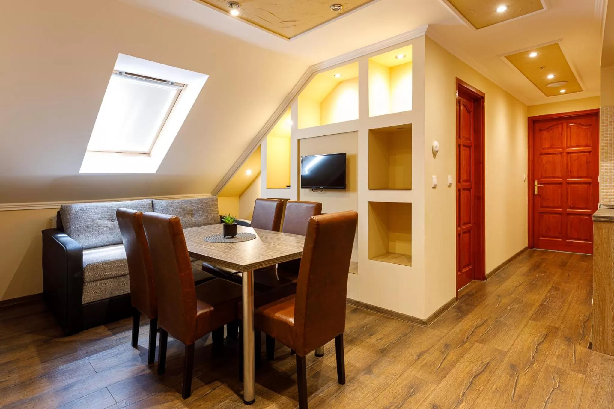 Central Panzió Gyula