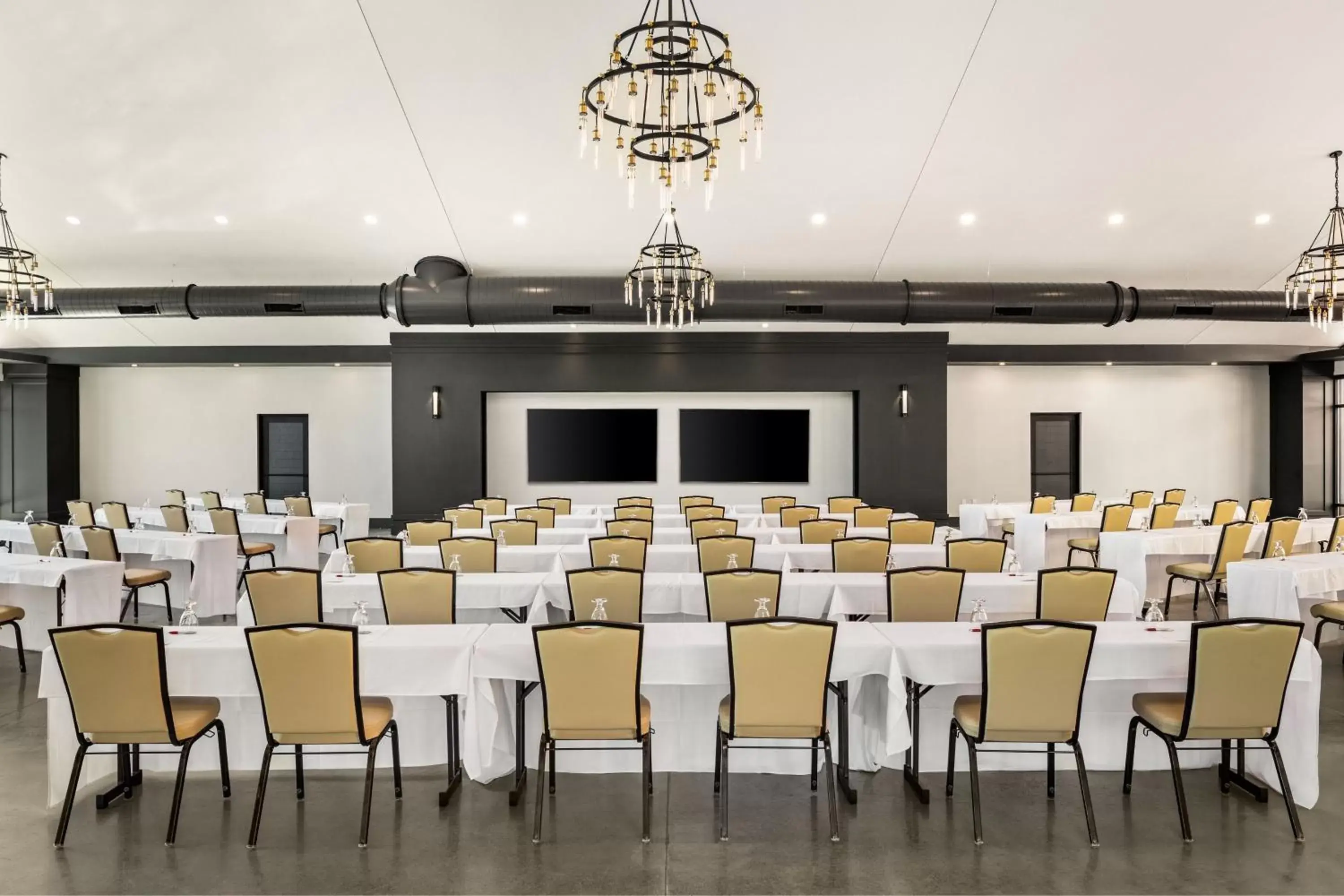 Meeting/conference room in Ann Arbor Marriott Ypsilanti at Eagle Crest