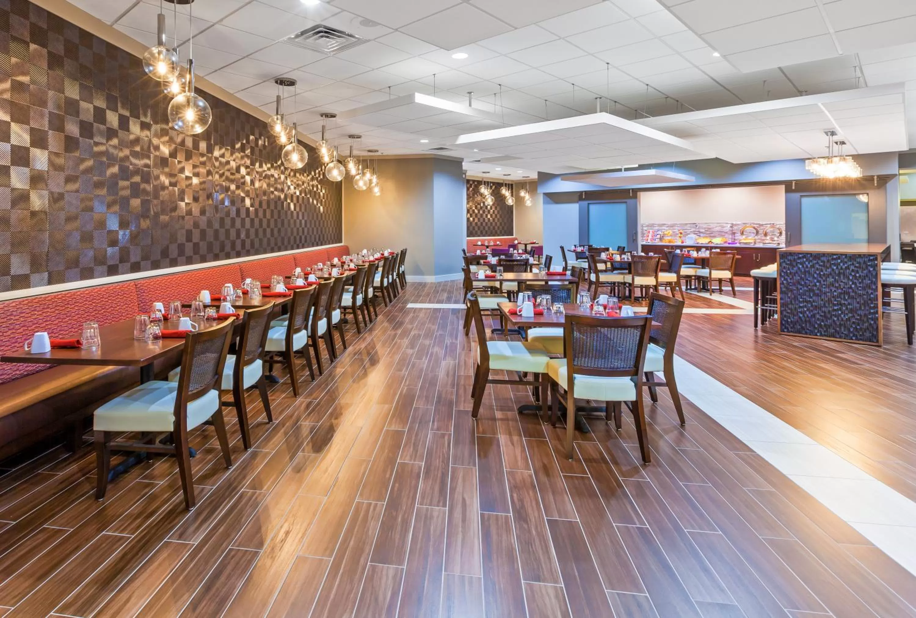 Restaurant/places to eat in Holiday Inn Tyler - Conference Center by IHG