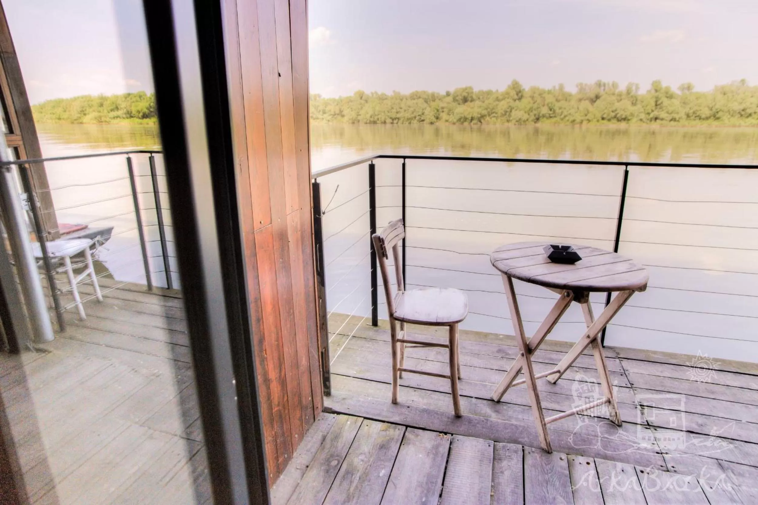 Spring in ArkaBarka 2- Floating Dream Rooms and Apartments