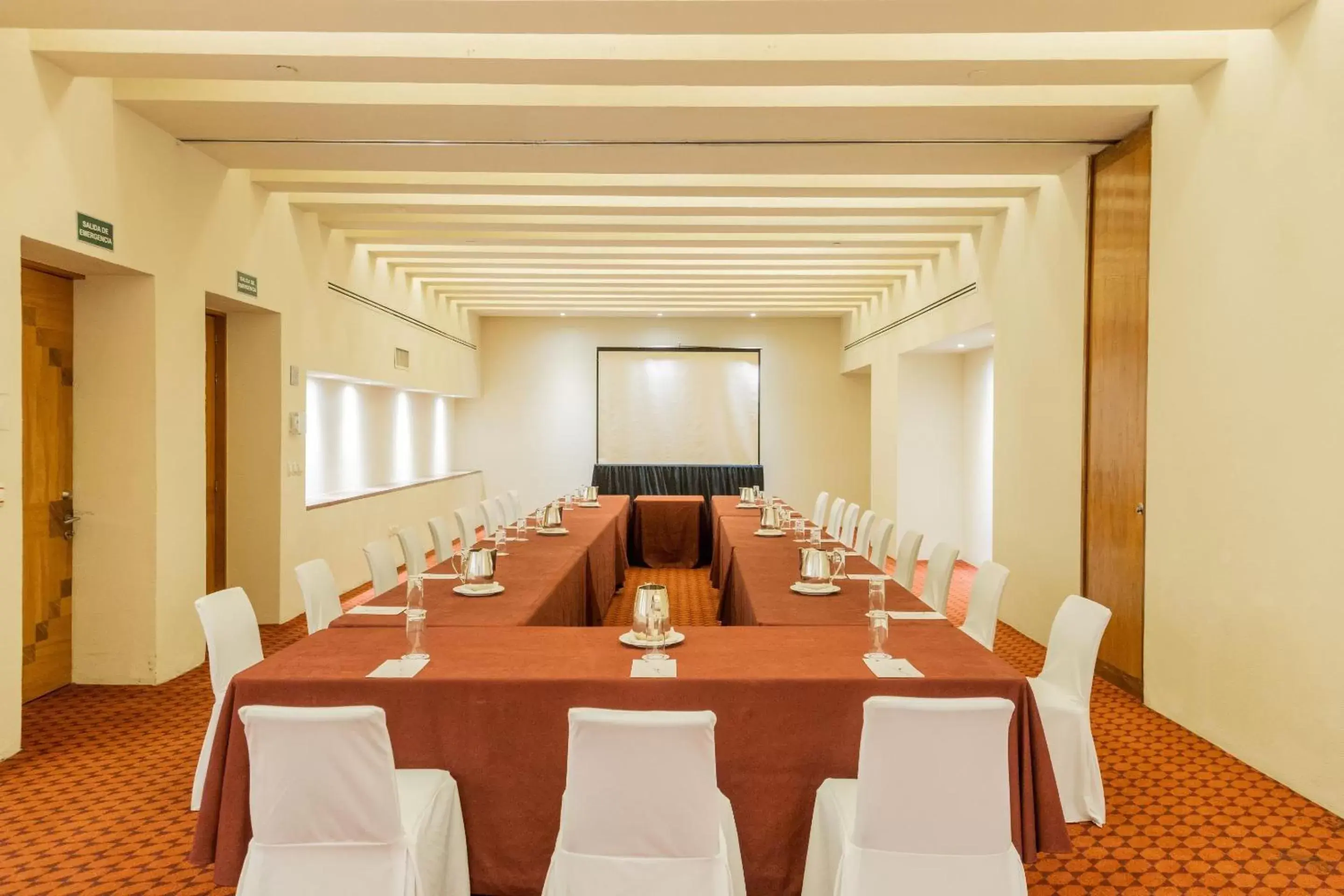 Meeting/conference room in Camino Real Monterrey