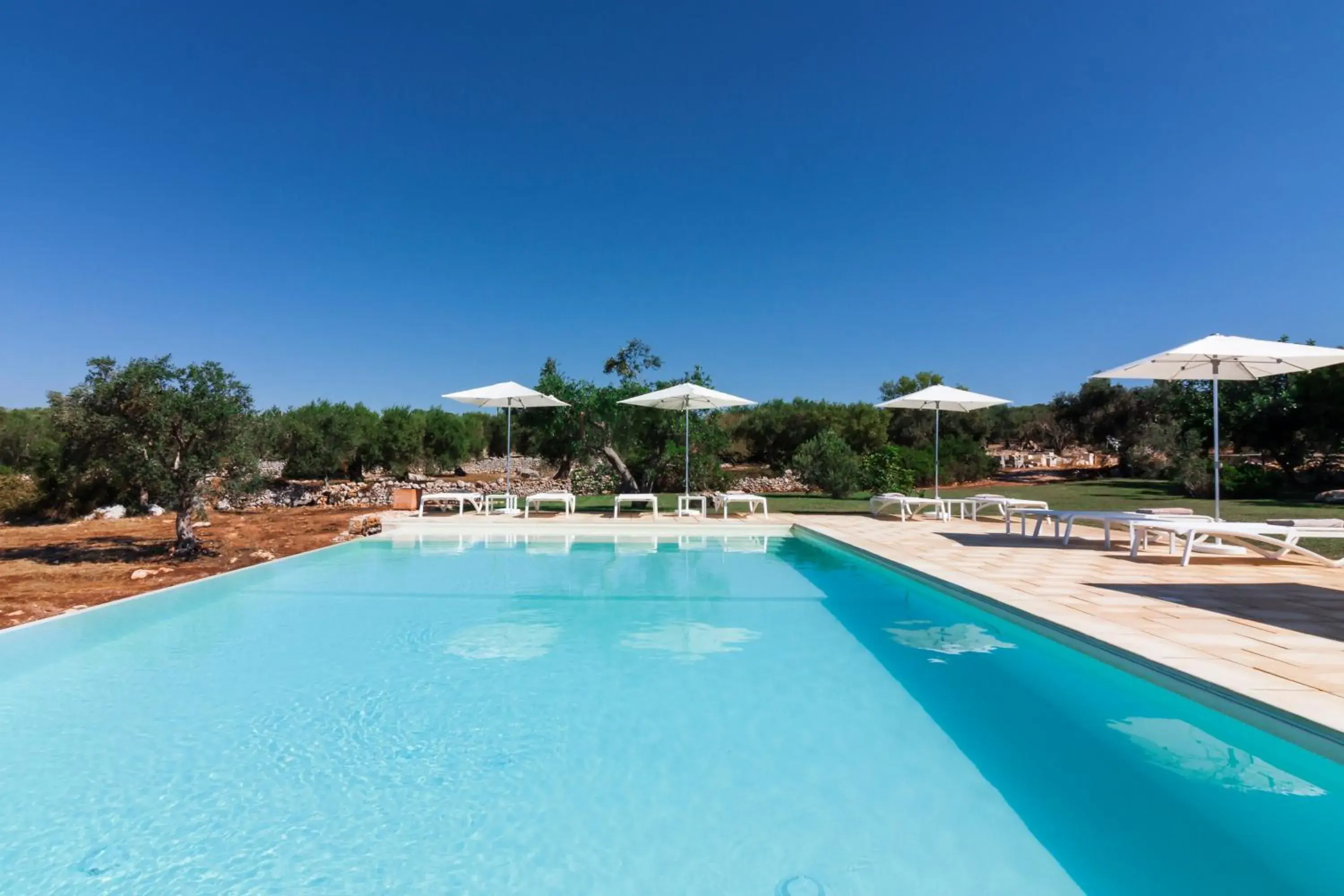 Swimming Pool in Montiro' Hotel