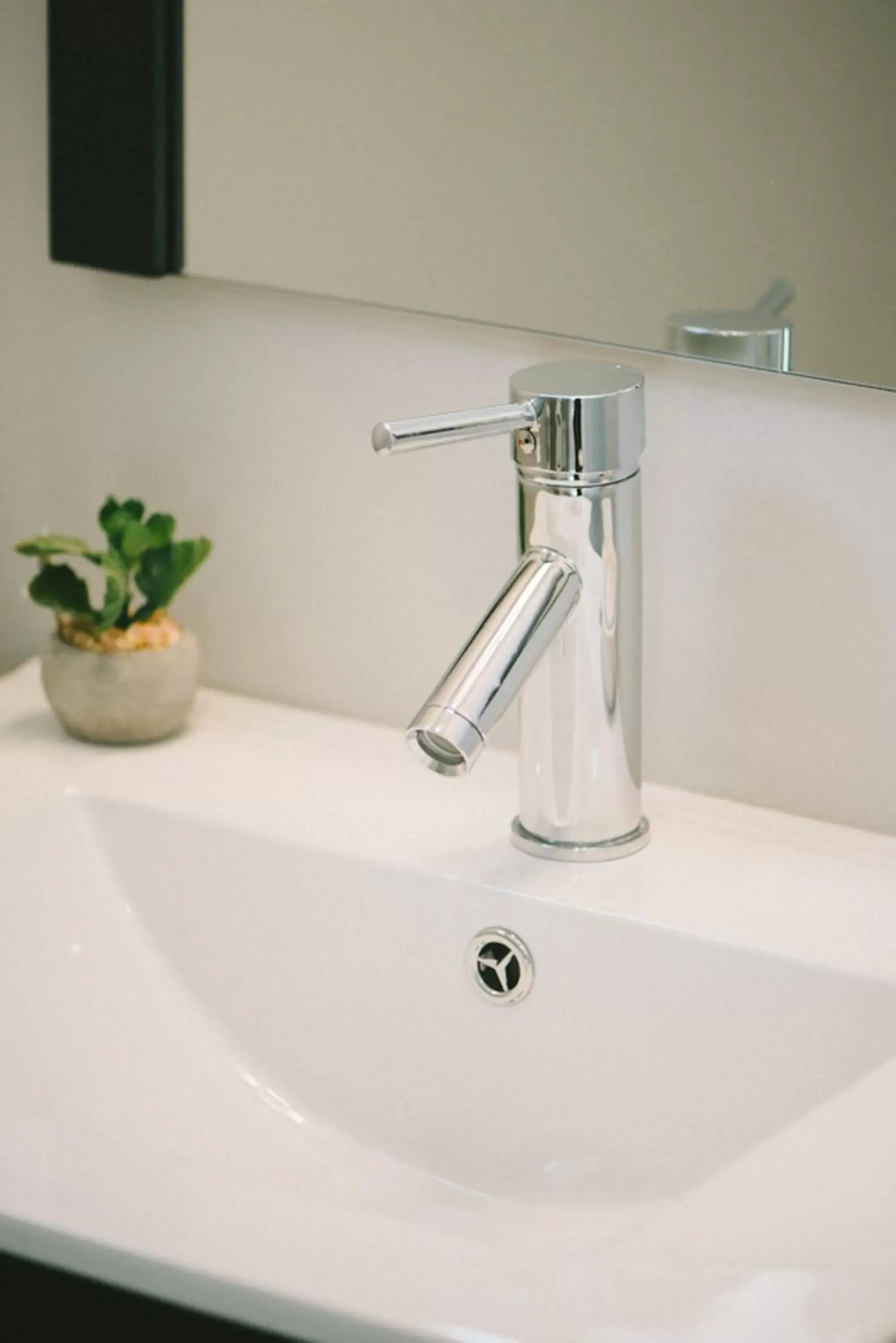 Bathroom in The East Island Reserve Hotel