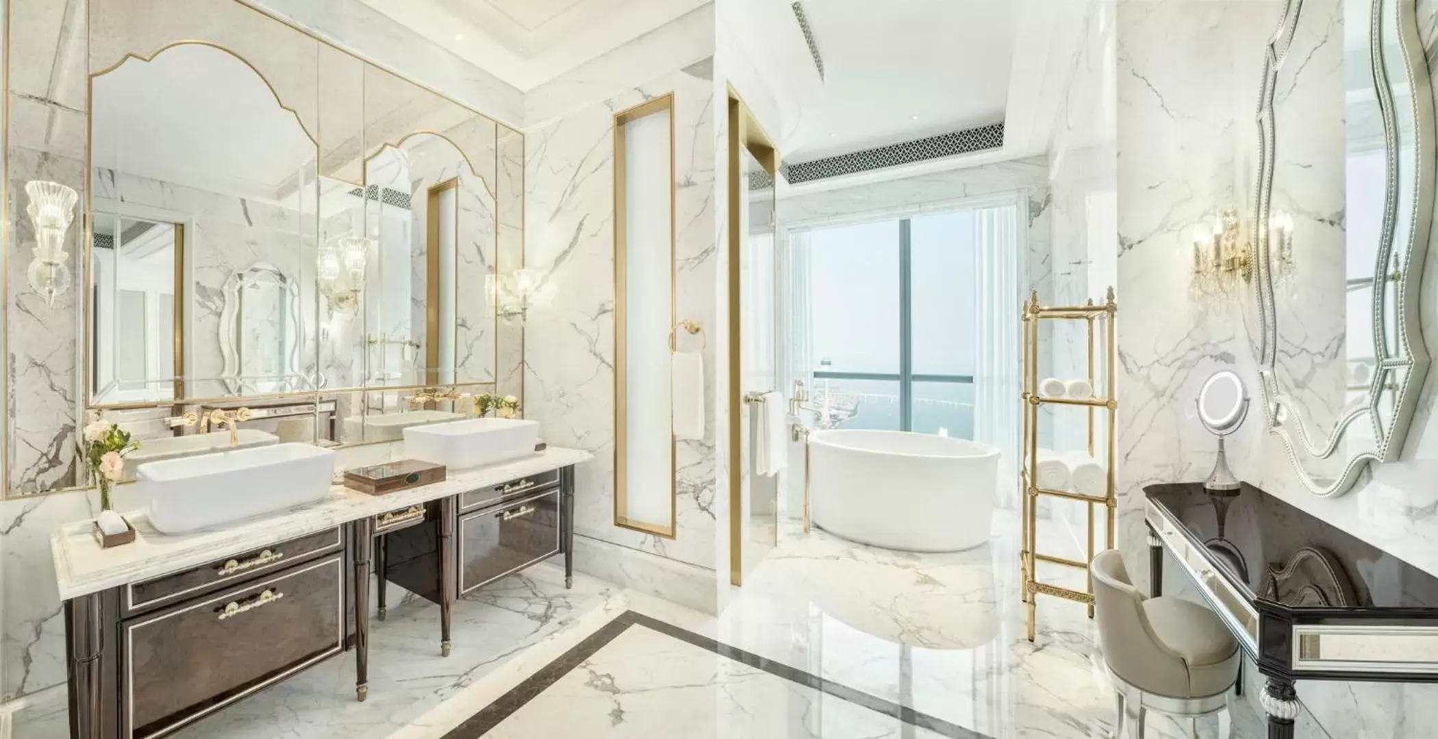 Toilet, Bathroom in The St. Regis Zhuhai