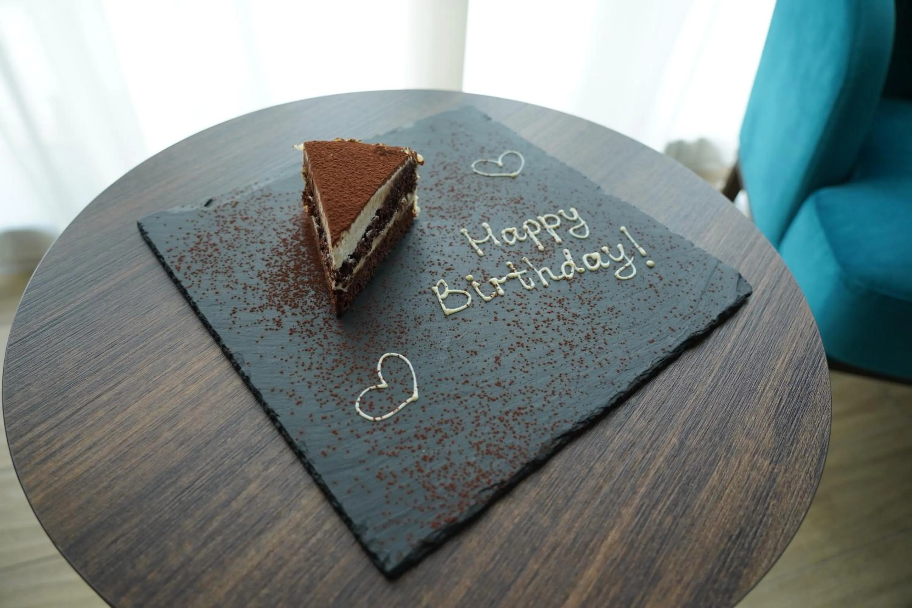 Restaurant/places to eat in Mercure Almaty City Center