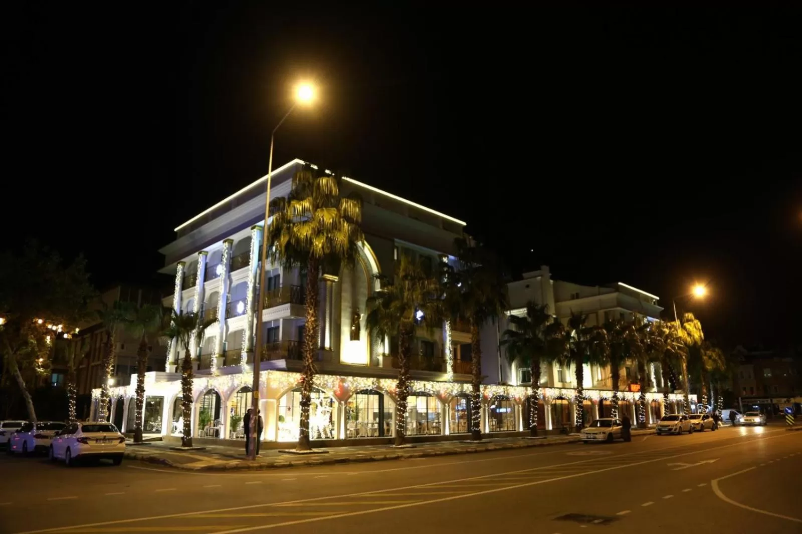 Property building in Sealife Lounge - Adult only