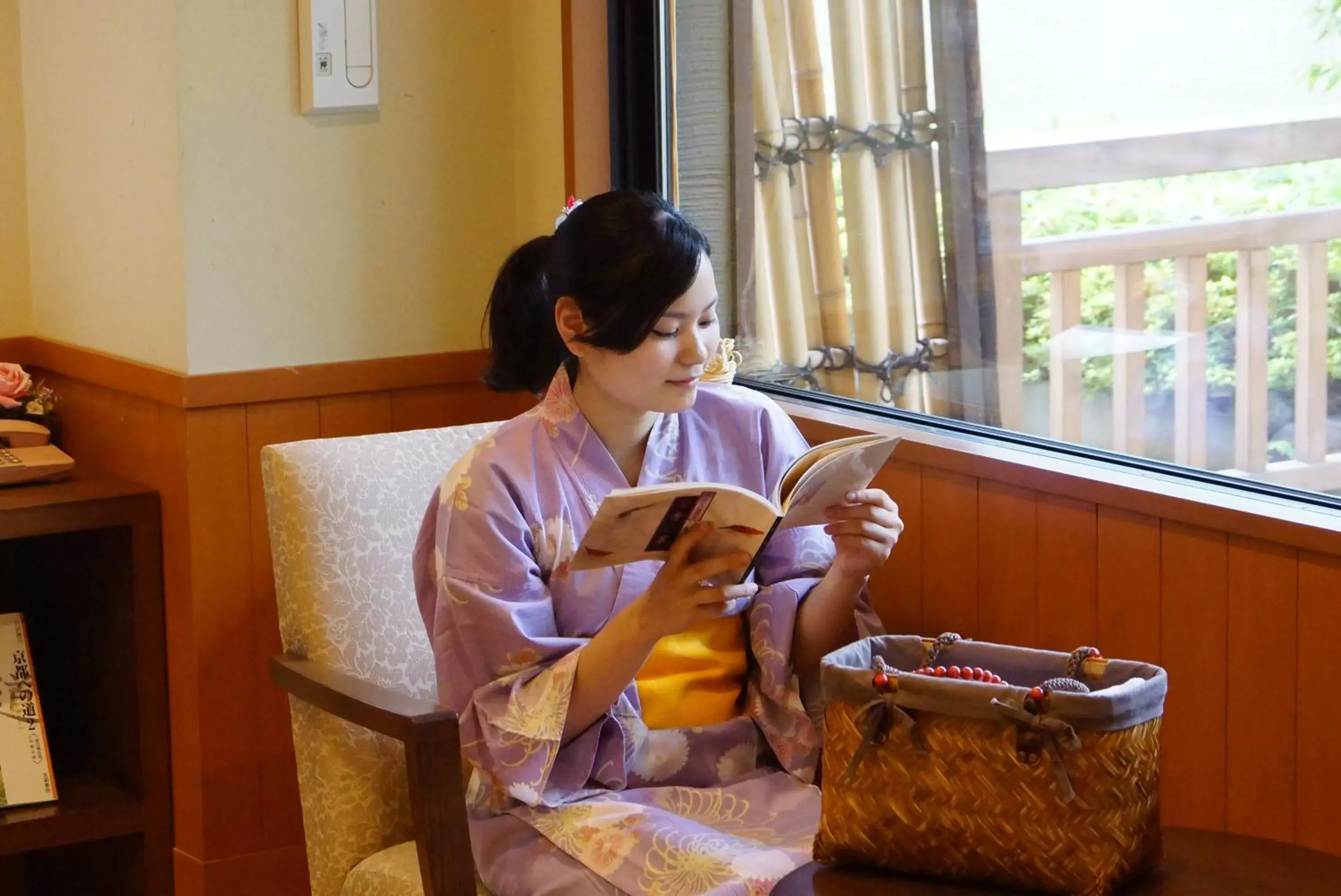 Library in Kadensho, Arashiyama Onsen, Kyoto - Kyoritsu Resort