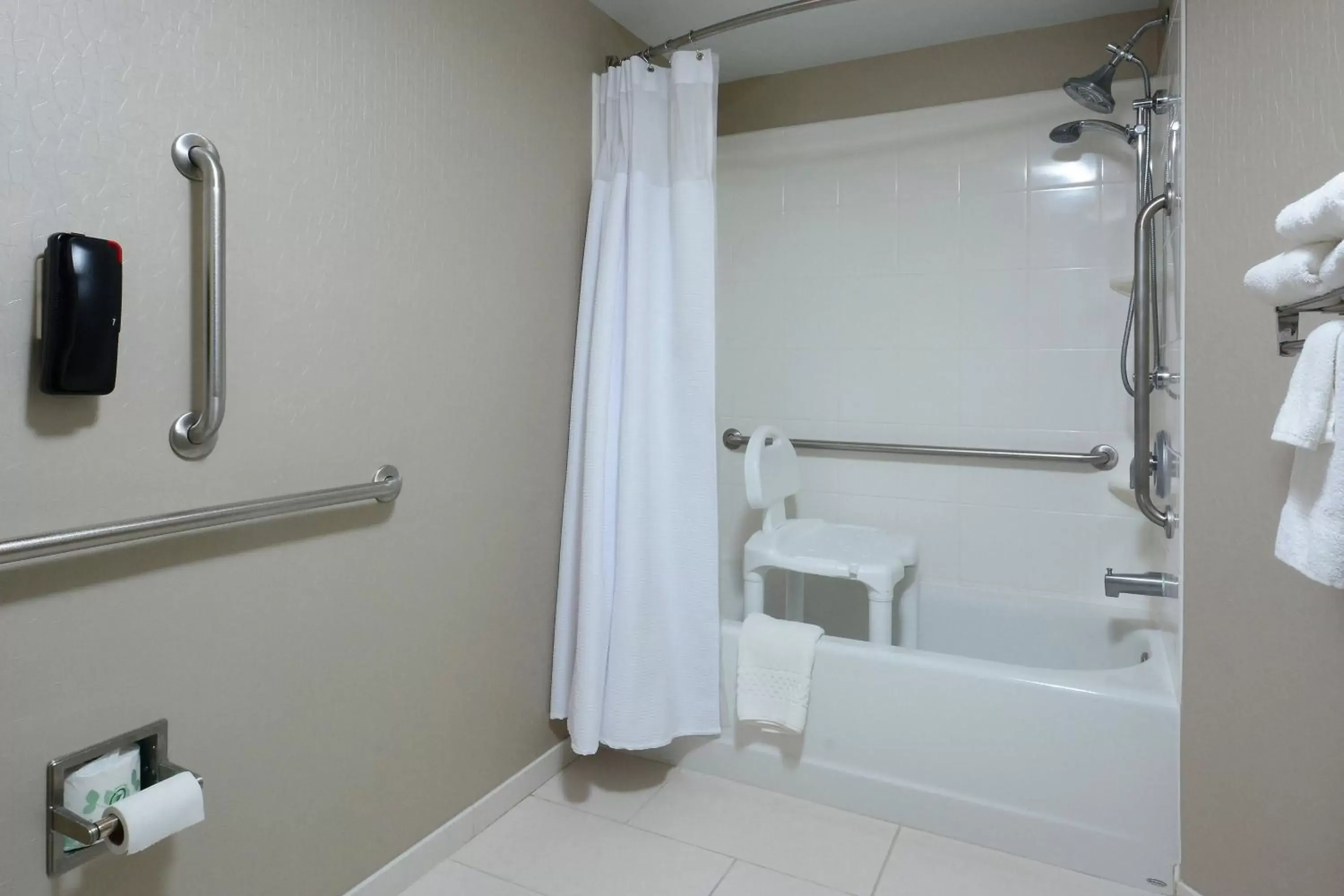 Bathroom in SpringHill Suites by Marriott Lynchburg Airport/University Area