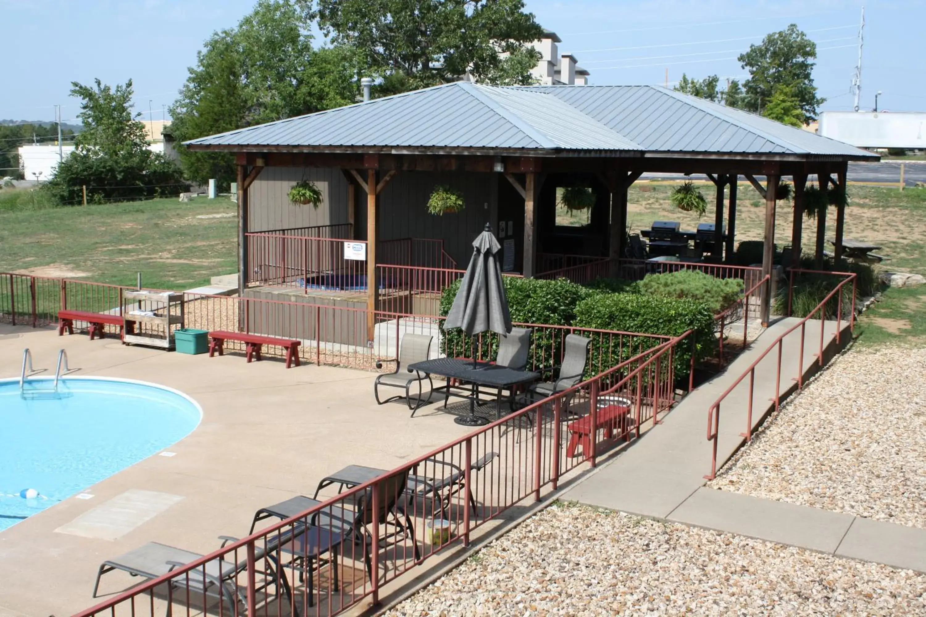 Pool view, Swimming Pool in Outback Roadhouse Motel & Suites Branson