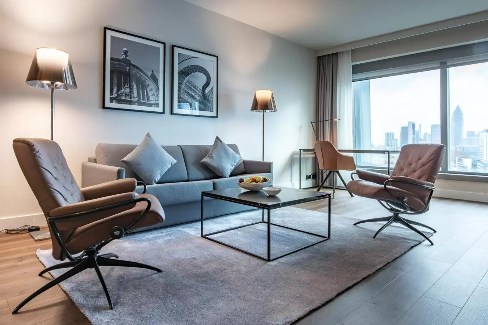 Seating Area in Radisson Blu Hotel Frankfurt