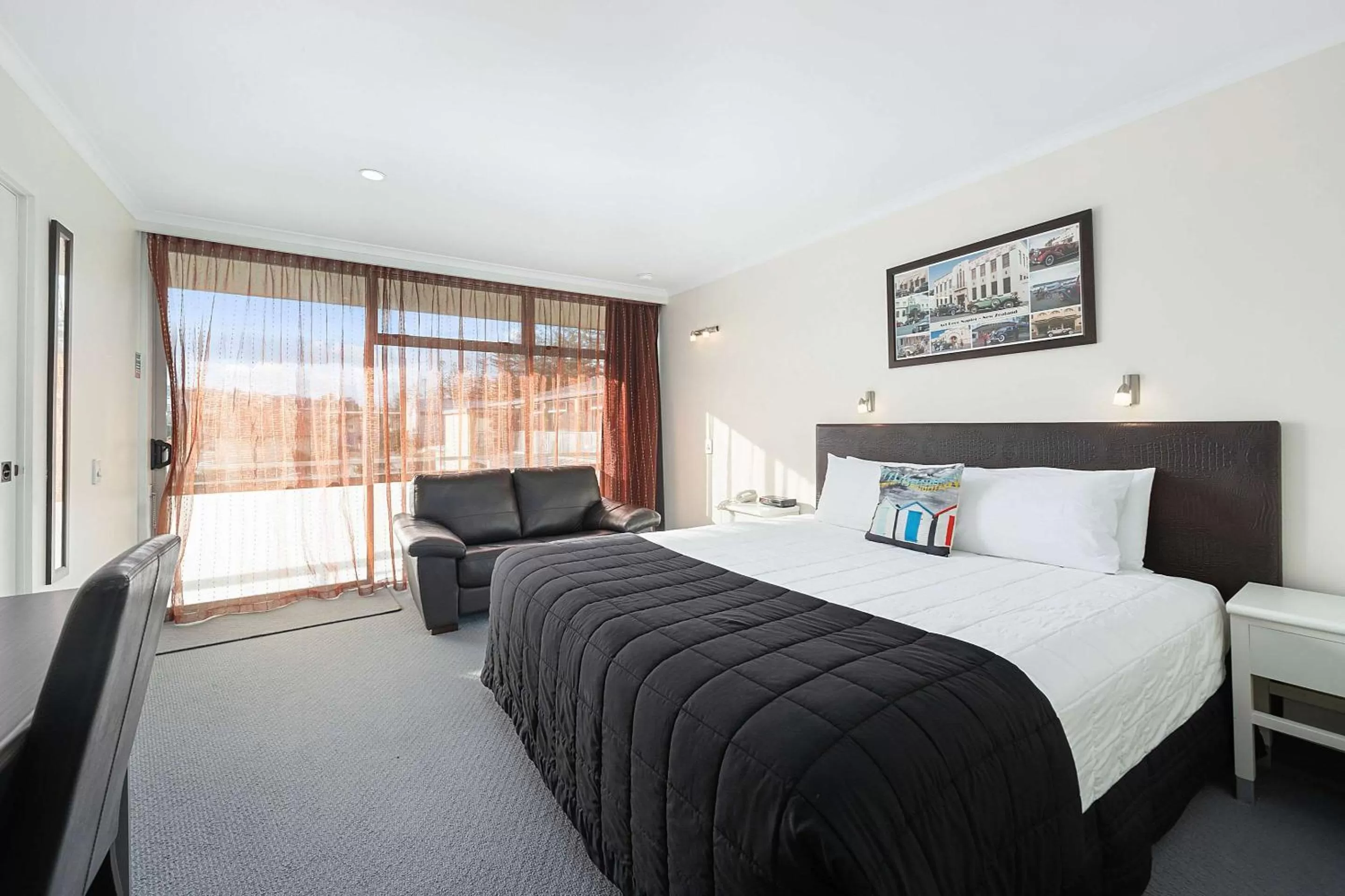 Bedroom, Bed in Quality Inn Napier