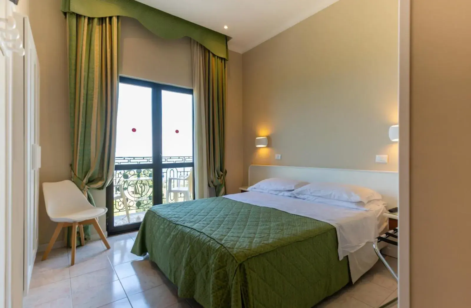 Bed in Hotel Villa Igea