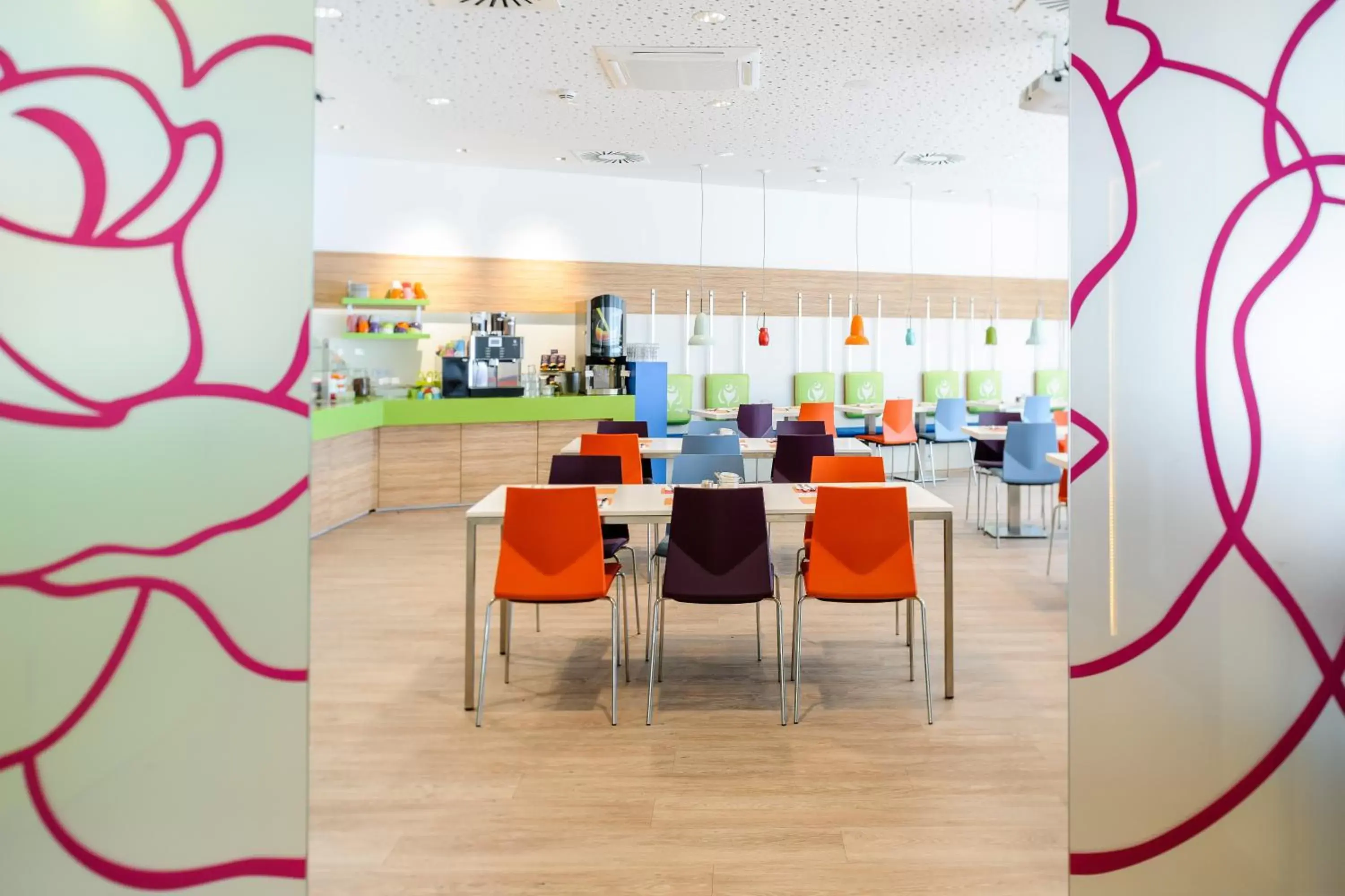 Restaurant/places to eat in Ibis Styles Hildesheim