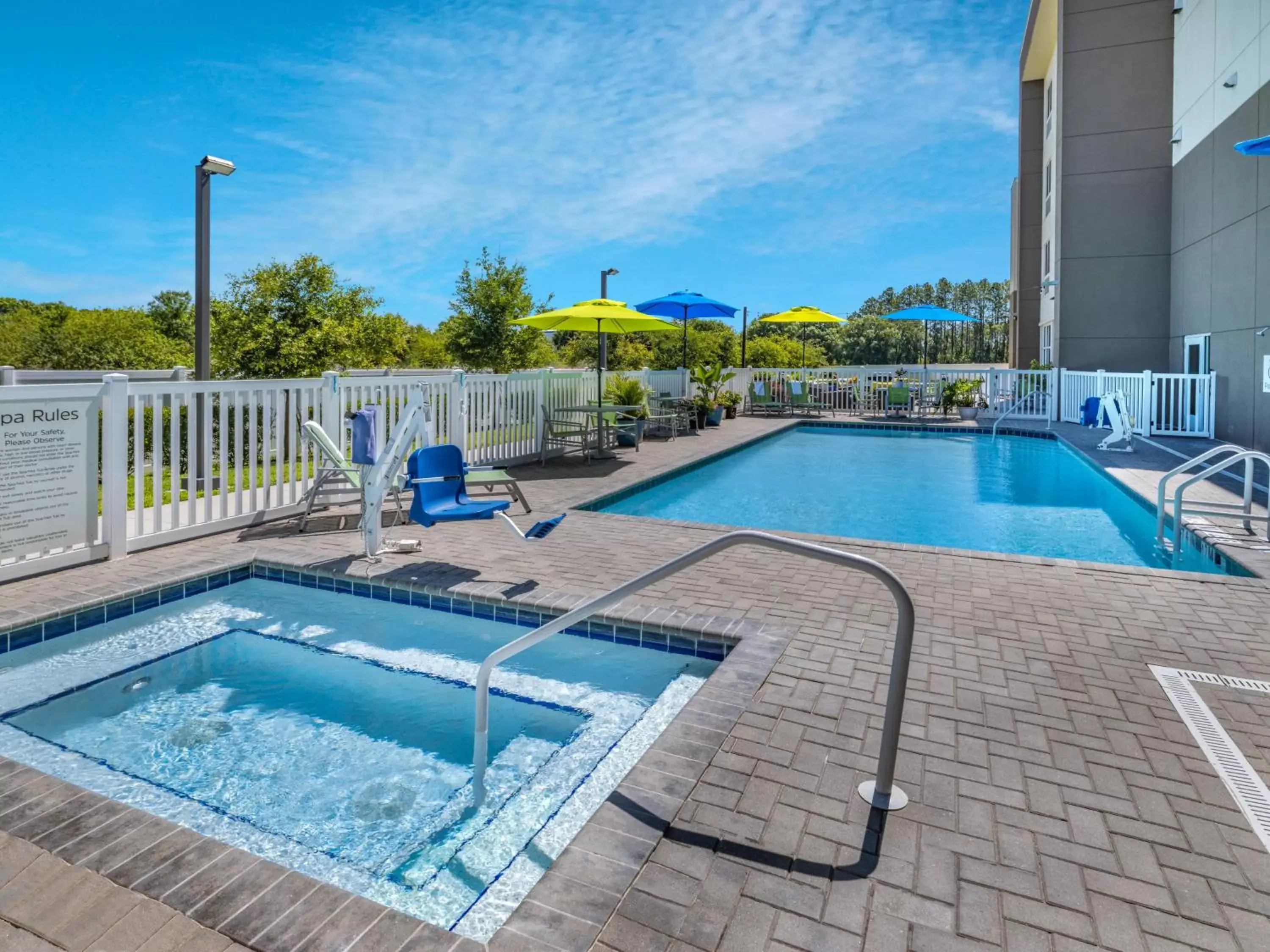 Swimming Pool in Holiday Inn Express & Suites - Ruskin, an IHG Hotel