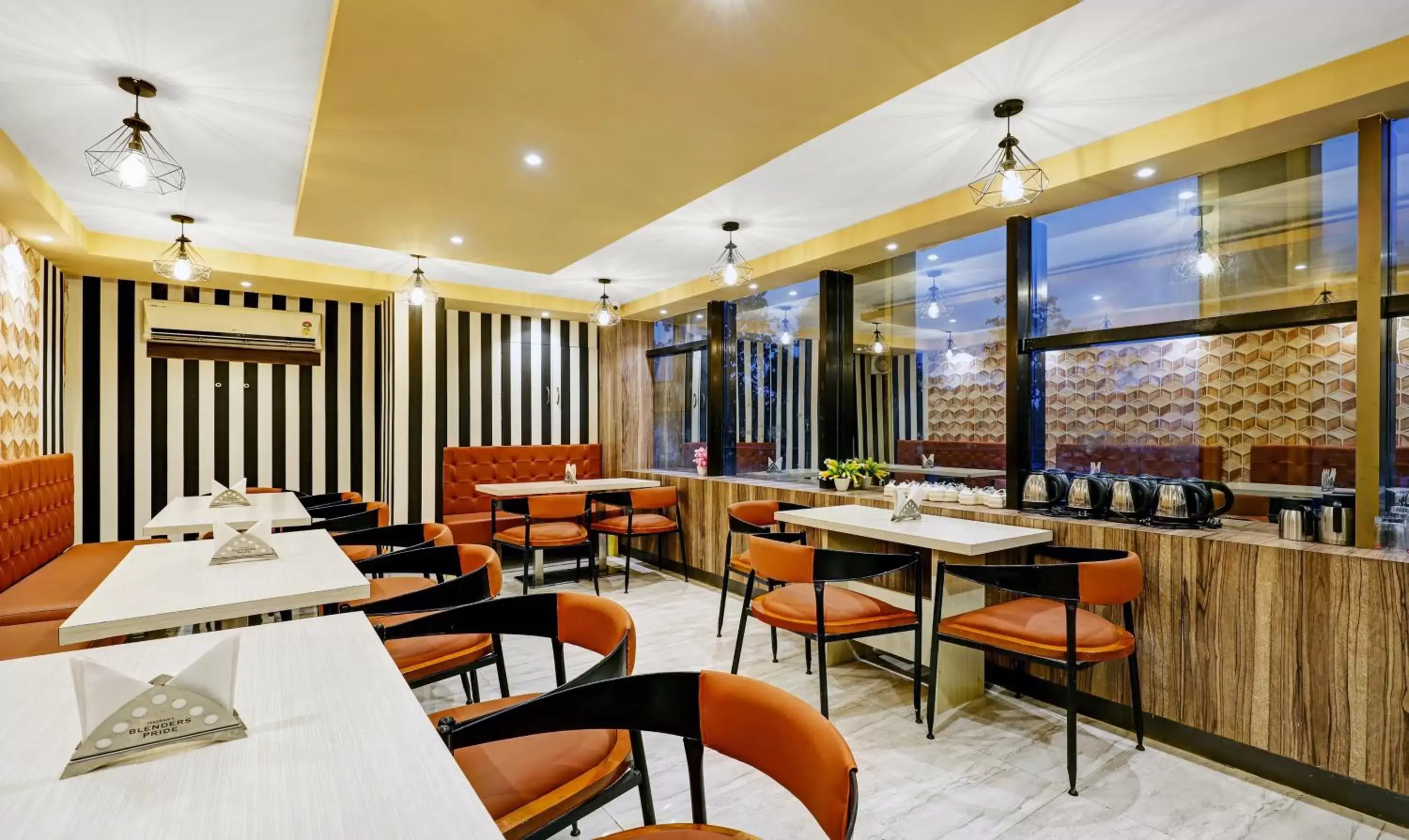 Restaurant/places to eat in Treebo Spring Brook Restaurant/places to eat in Treebo Spring Brook