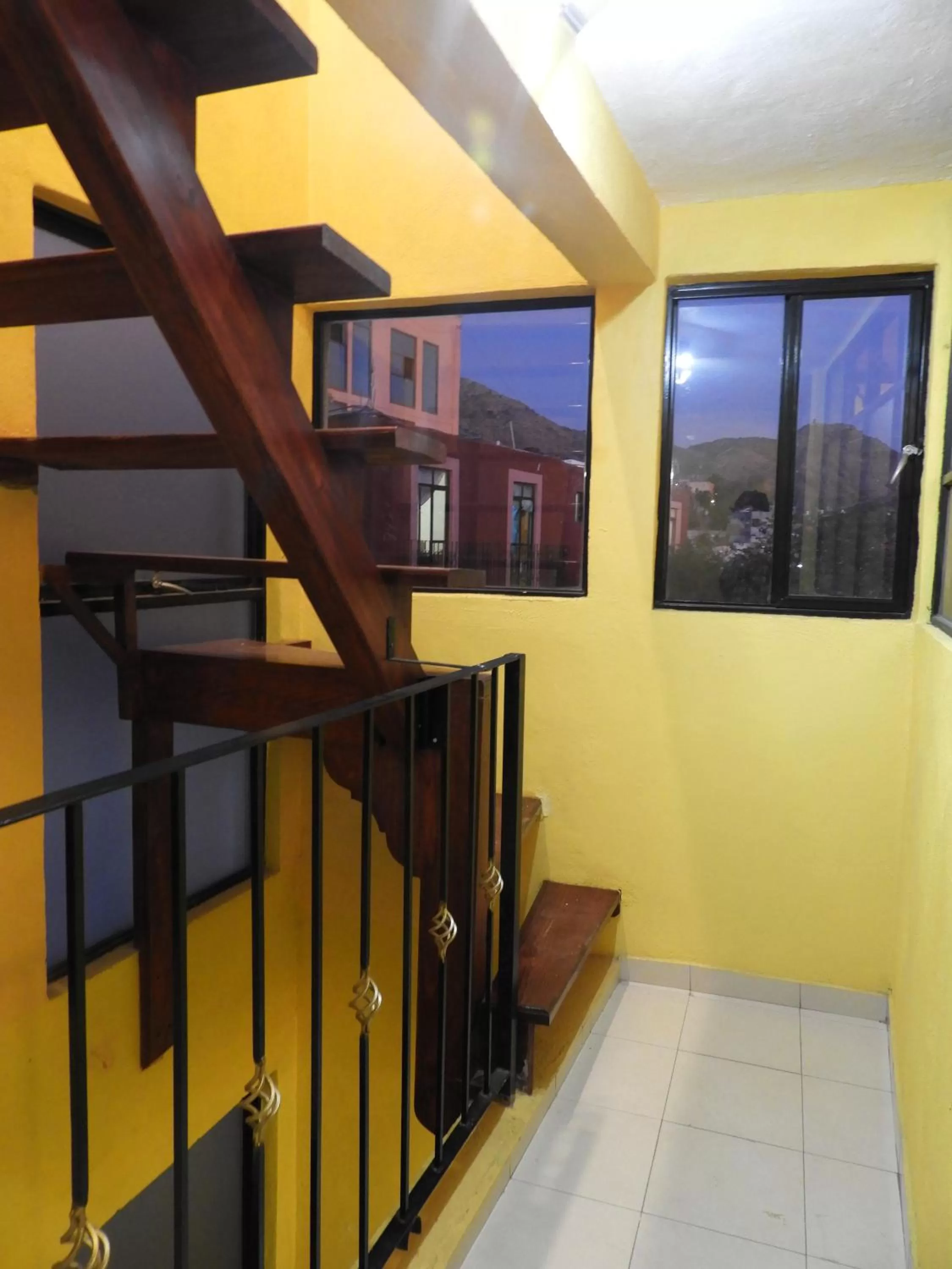 acessibility in La Lotería Panoramic House & Rooftop by Lunian