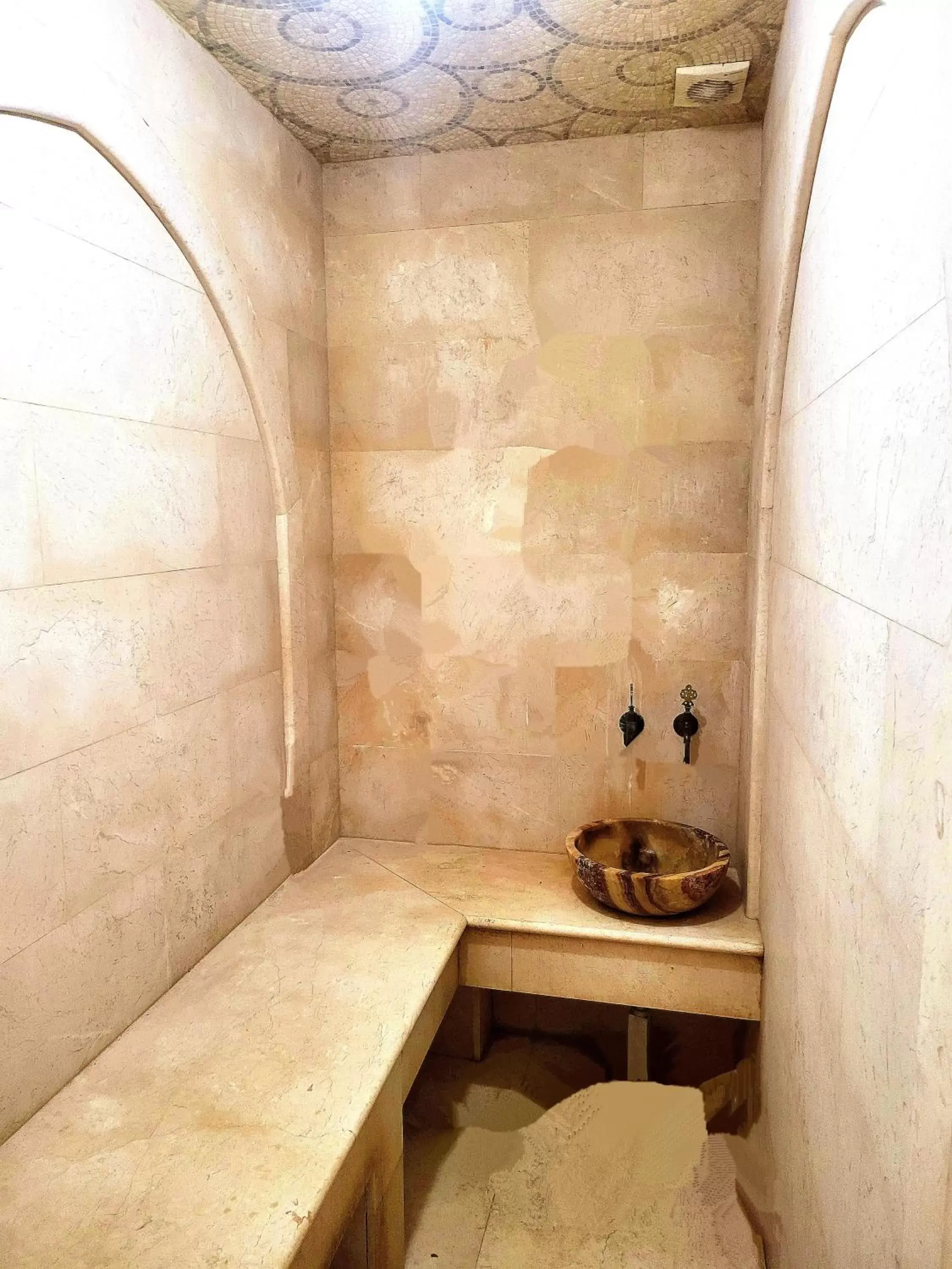 Steam room, Bathroom in Maxim Pasha Hotel