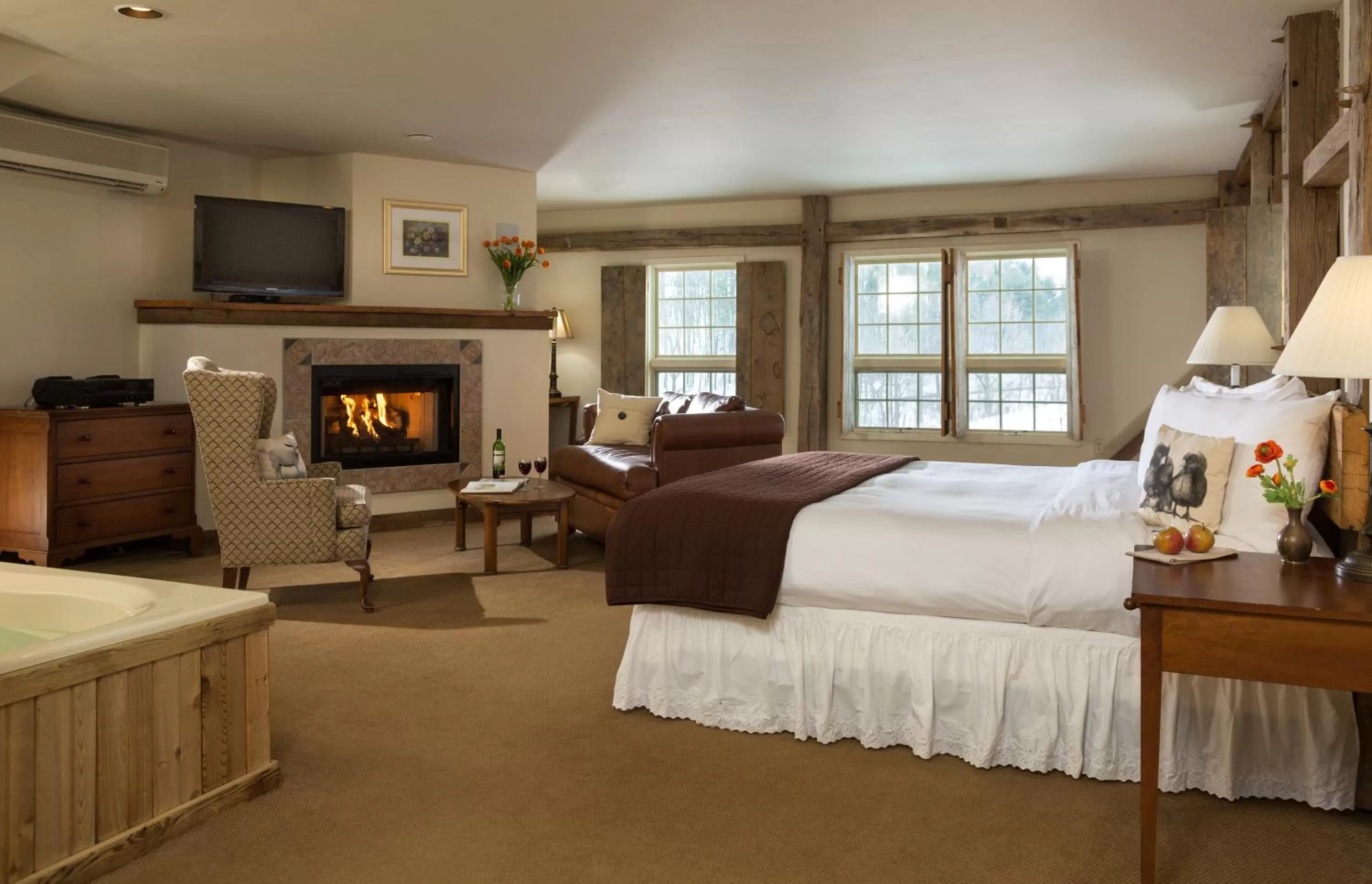 Photo of the whole room, Bed in Glasbern