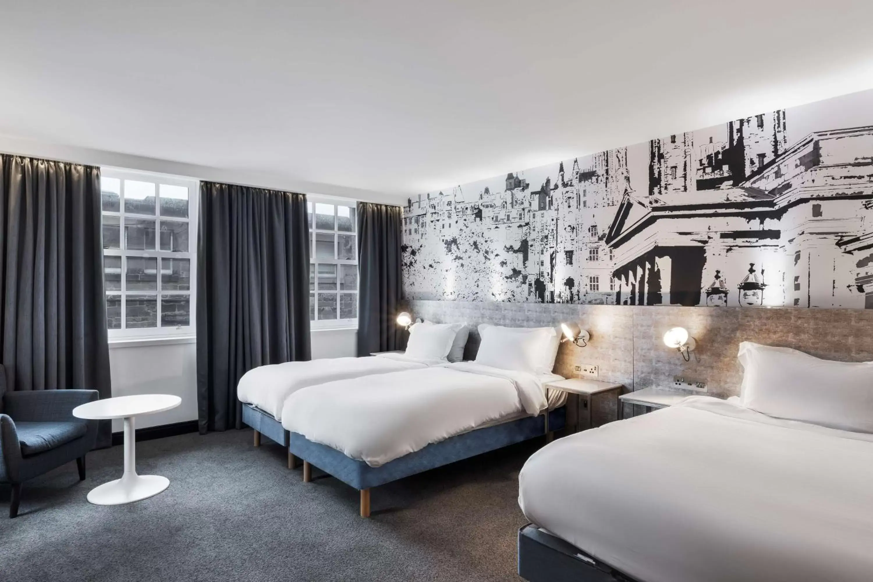 Bedroom, Bed in Radisson Blu Hotel, Edinburgh City Centre