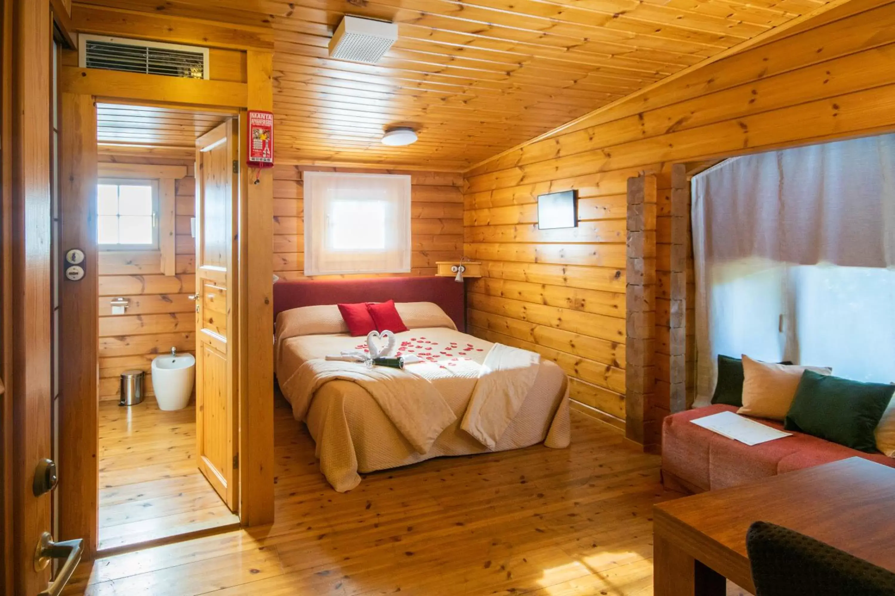 Bed in Hotel Somlom - ECO Friendly Montseny