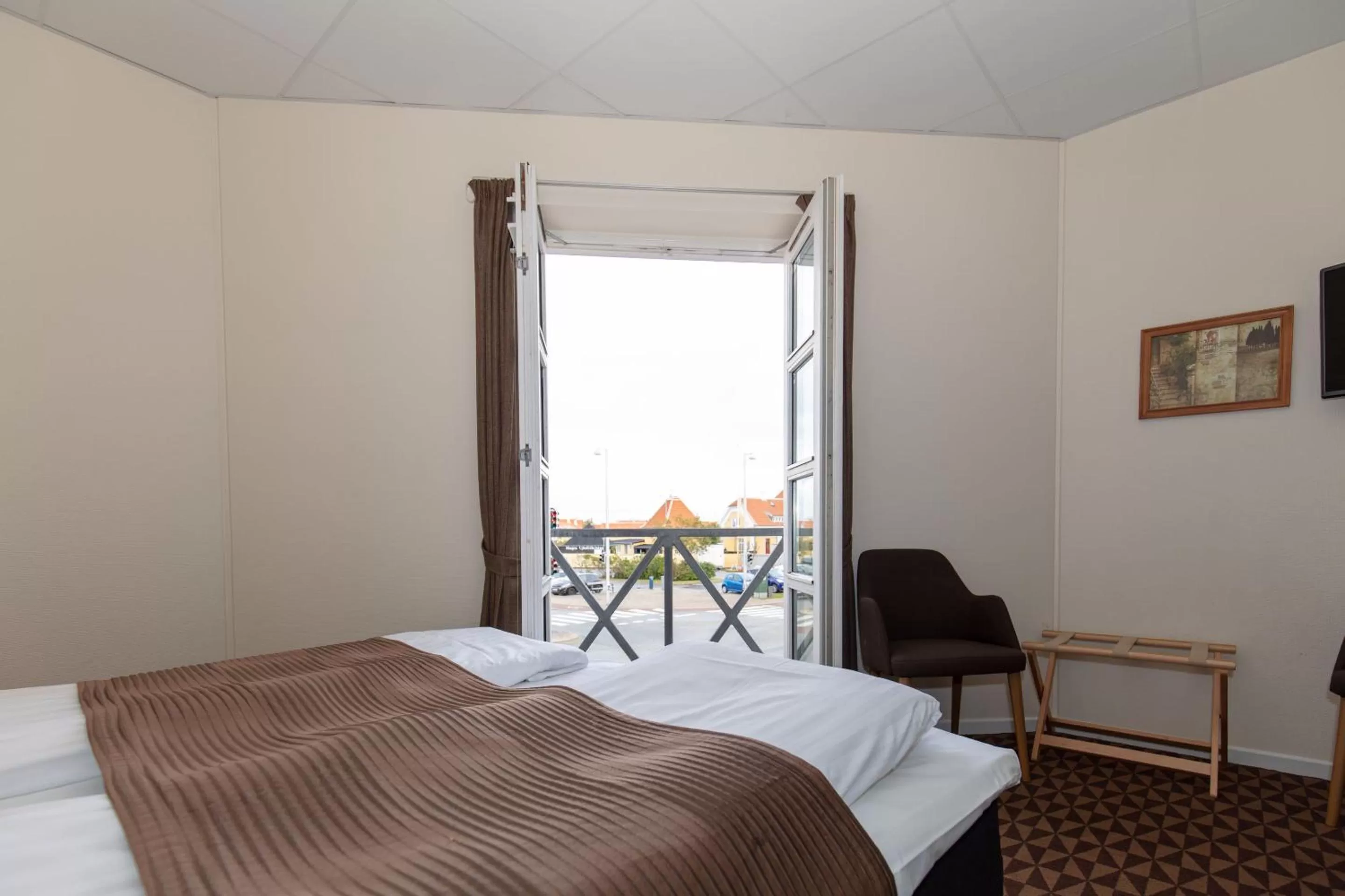 Bed in Foldens Hotel